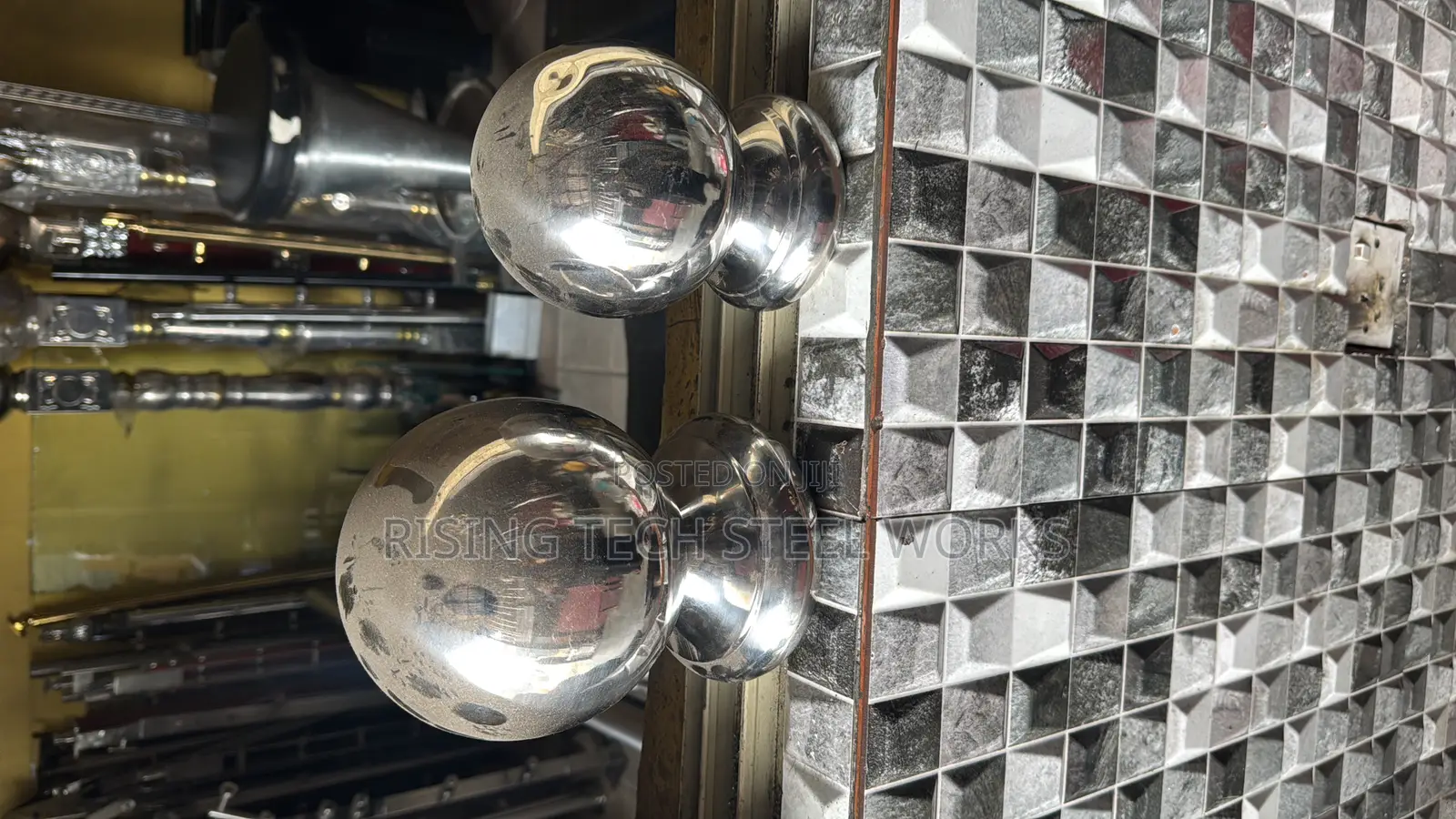 Stainless Top Ball 100mm And 80mm