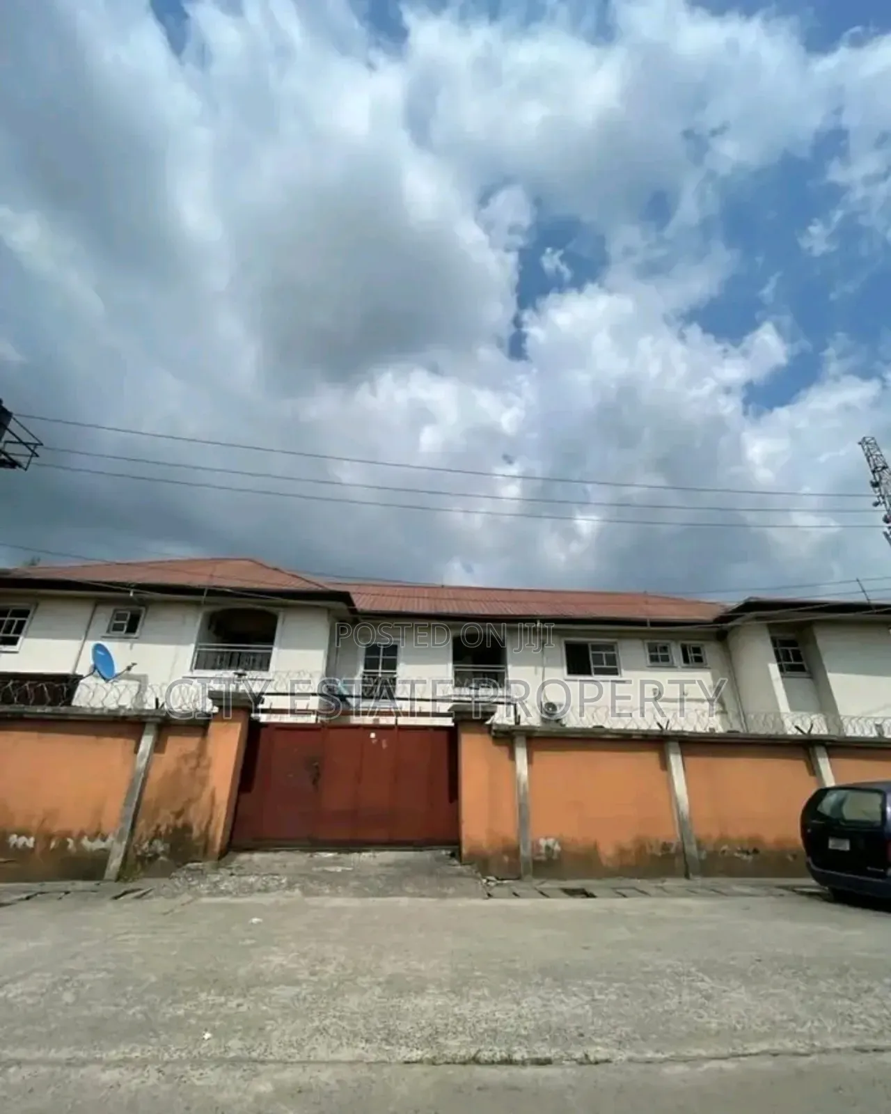 3bdrm Block of Flats in Stadium, Port-Harcourt for sale
