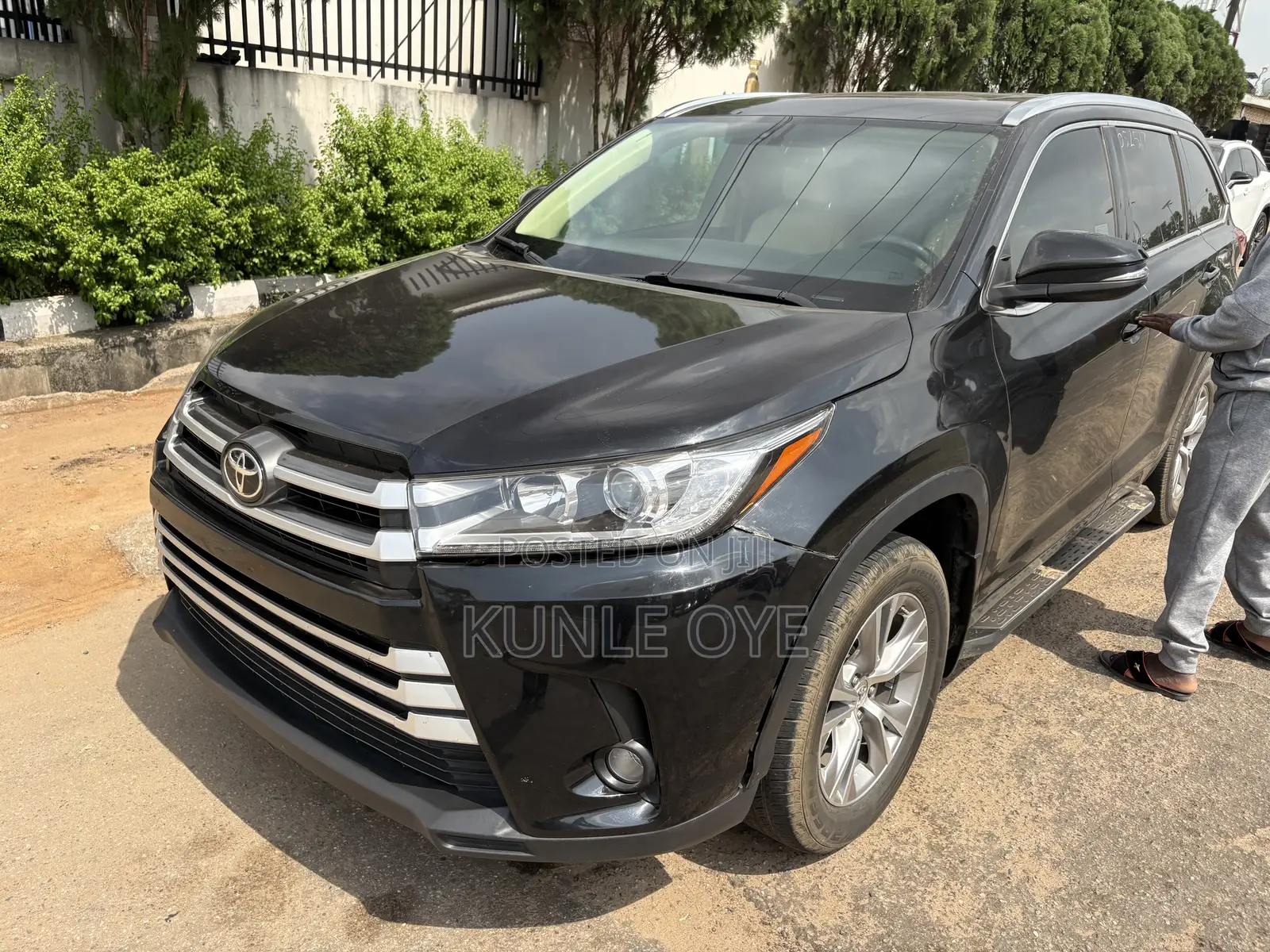 Toyota Highlander XLE 4dr SUV AWD (3.5L 6cyl 6A) 2015 Black