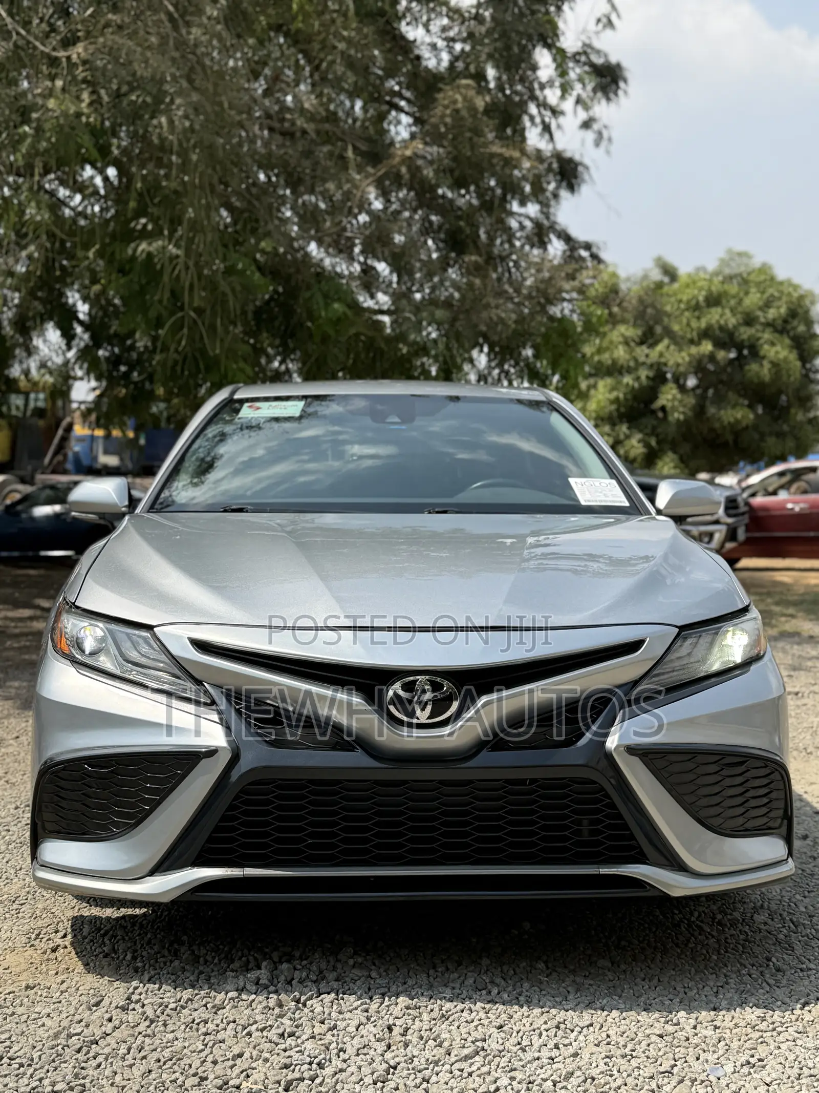 Toyota Camry XSE FWD 2020 Silver