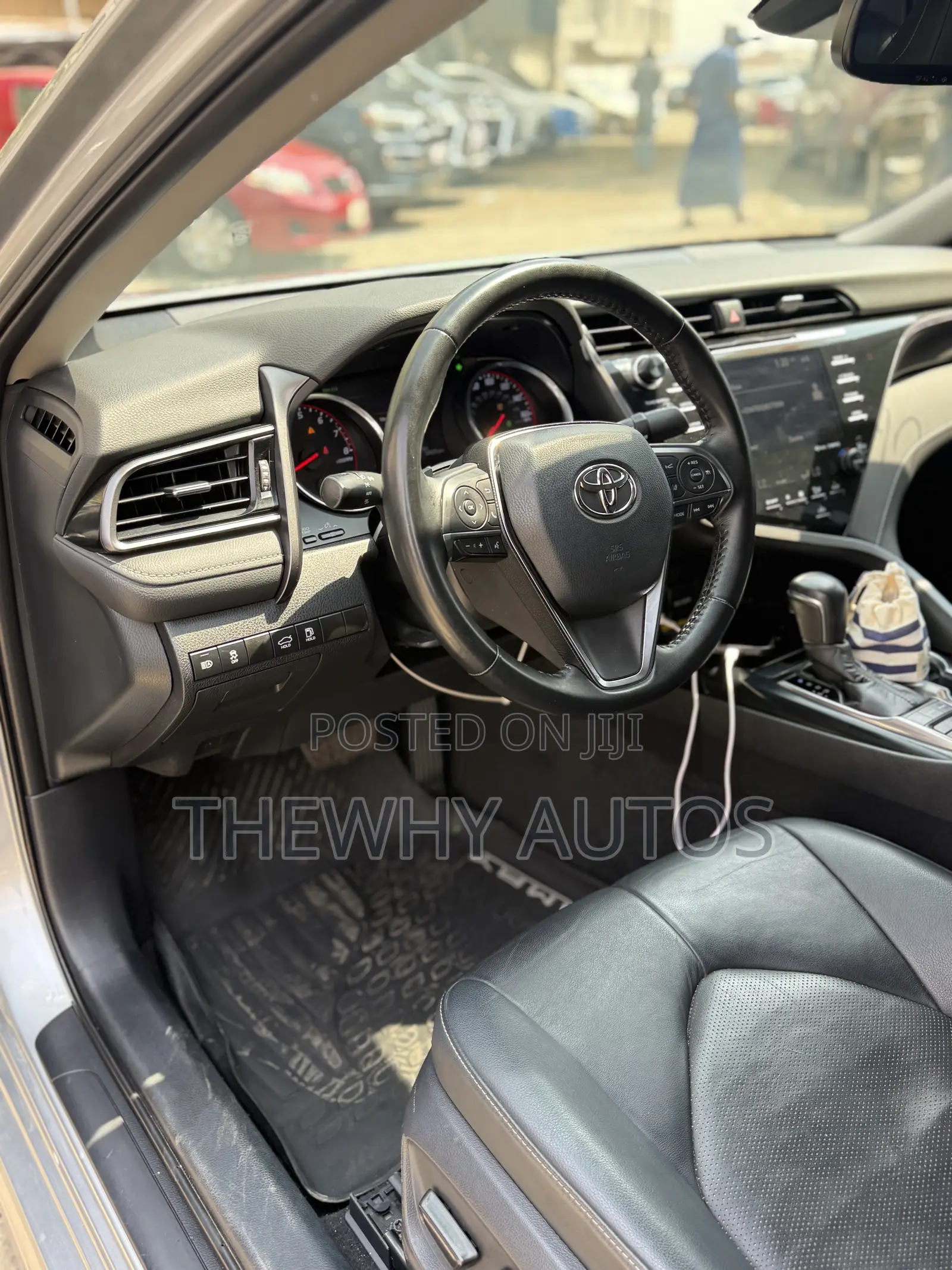 Toyota Camry XSE FWD 2020 Silver