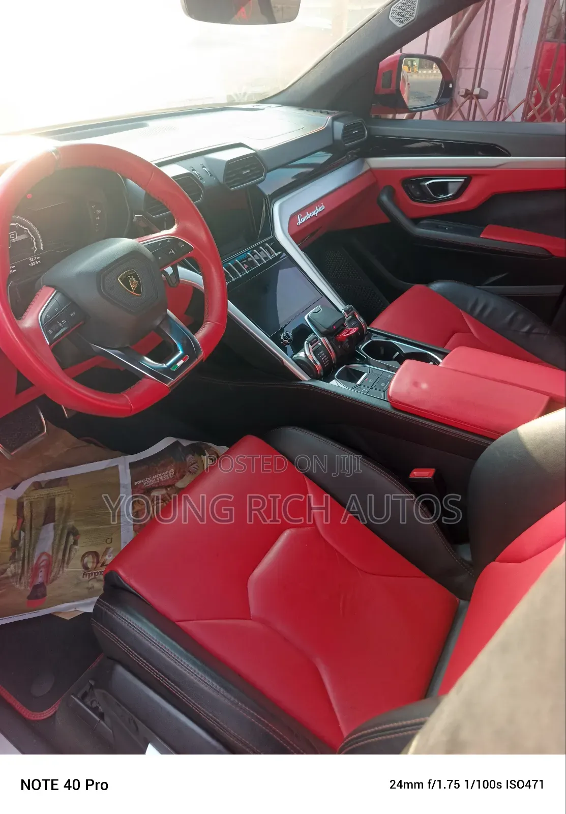 Lamborghini Aventador 2024 Red