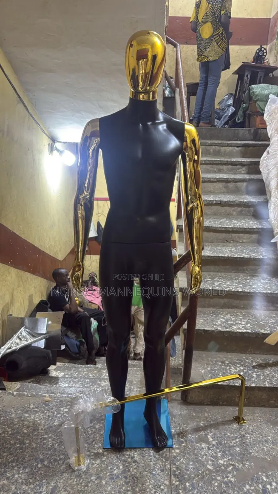 Black And Gold Male Faceless Mannequin