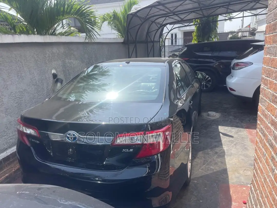 Toyota Camry XLE 4dr Sedan (2.5L 4cyl 6A) 2014 Black