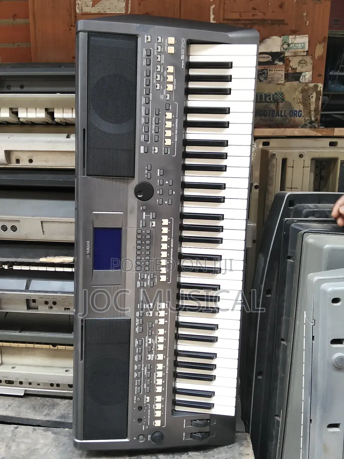 Yamaha Keyboard PSR S670