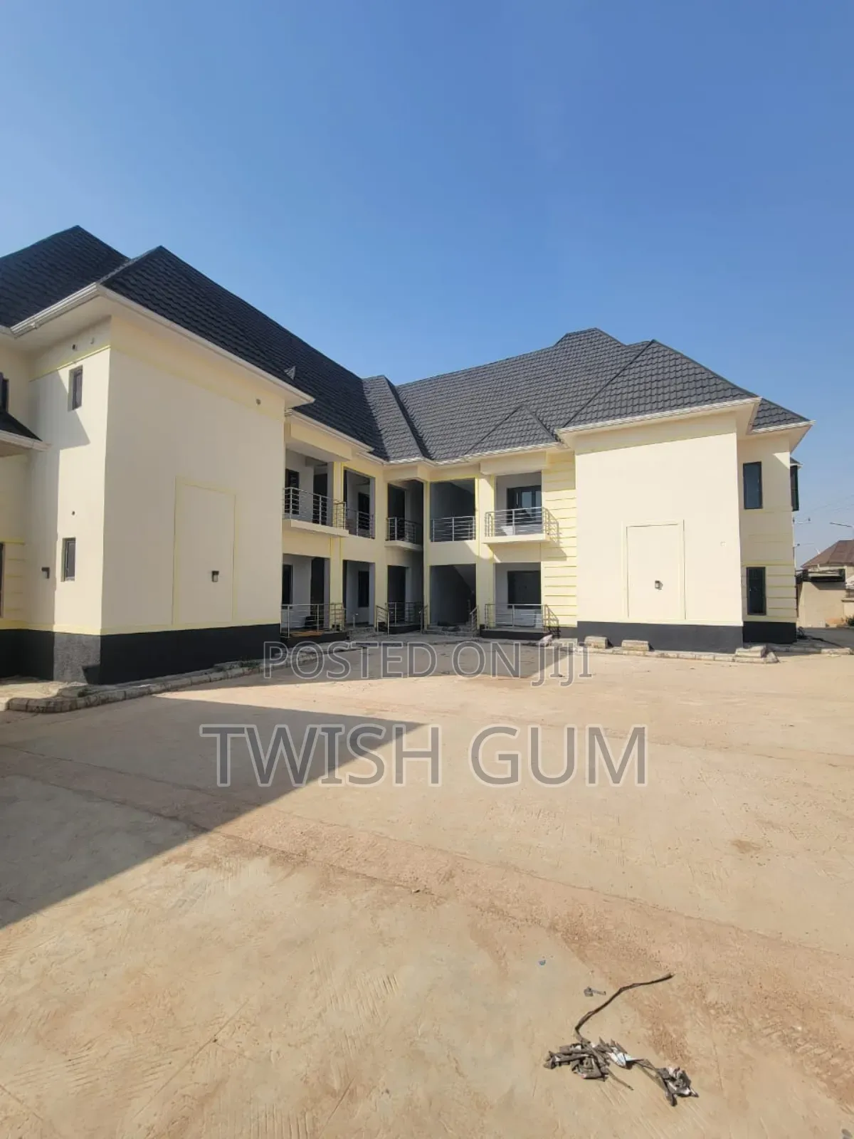 2bdrm Block of Flats in Blak Dot Shelters., Lugbe District for rent