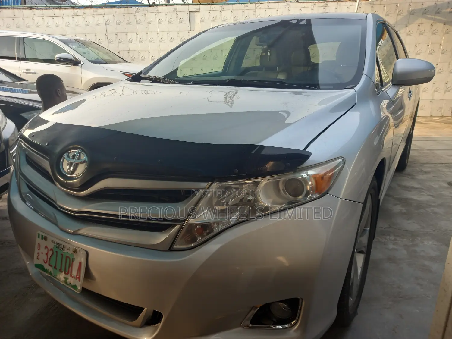 Toyota Venza 2010 Silver