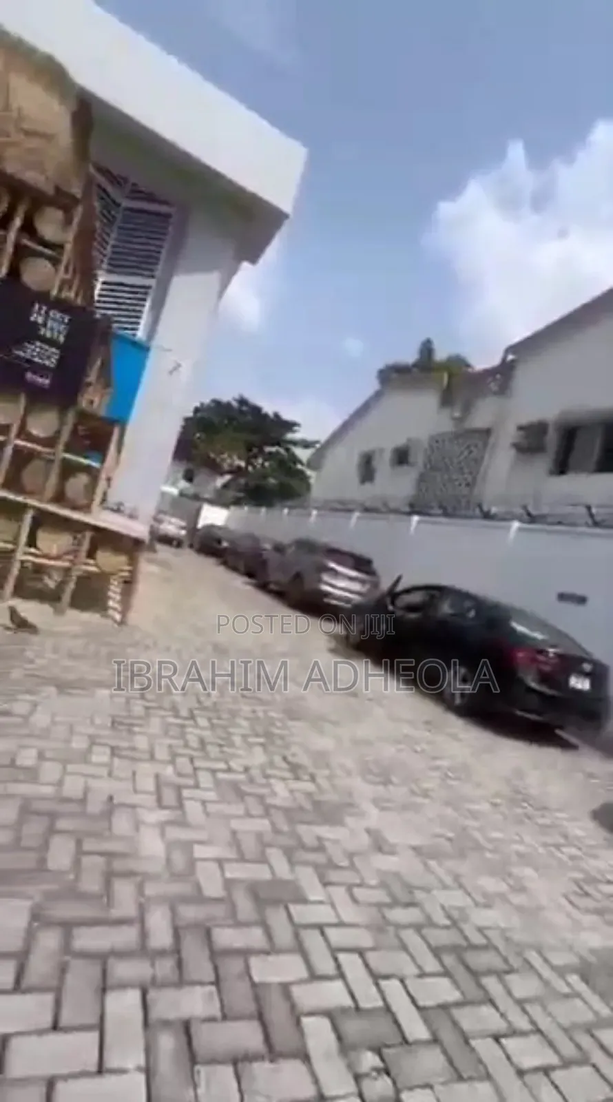 Commercial Building Formally Used by a Bank 
*₦6.5billion*