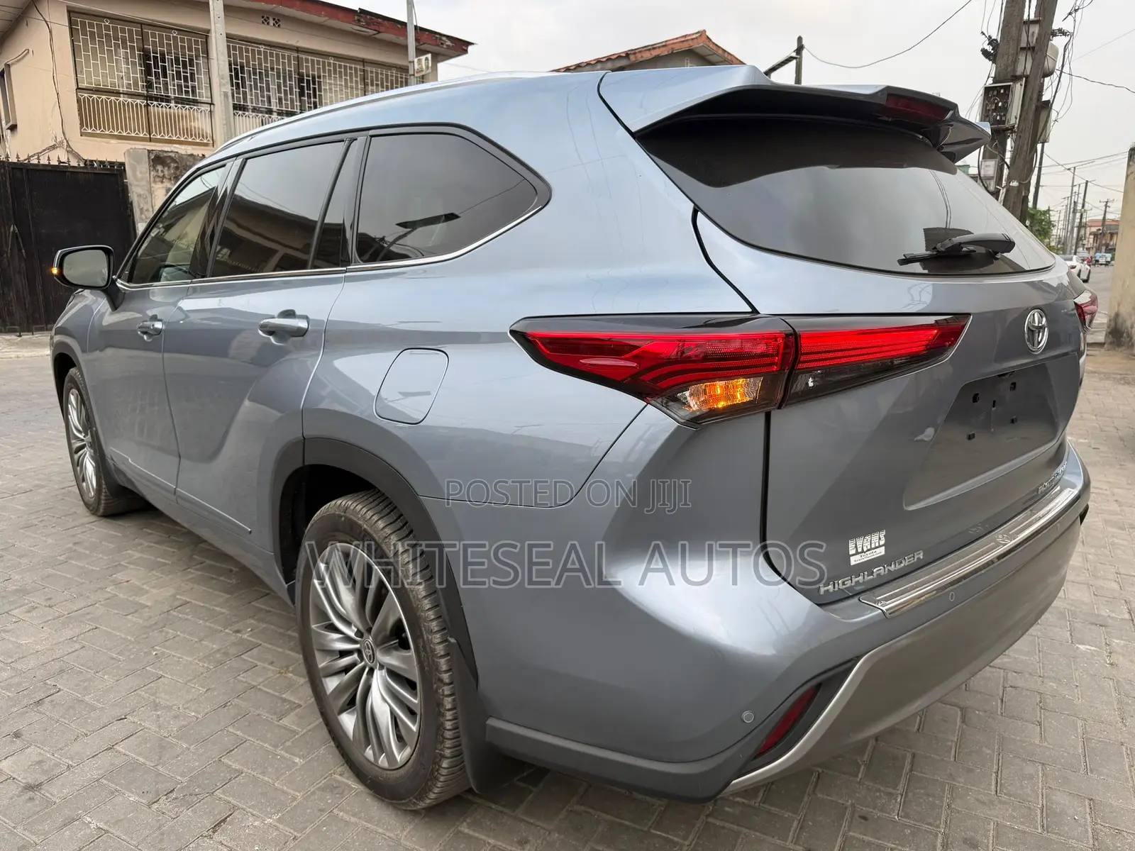 Toyota Highlander Platinum 2021 Gray