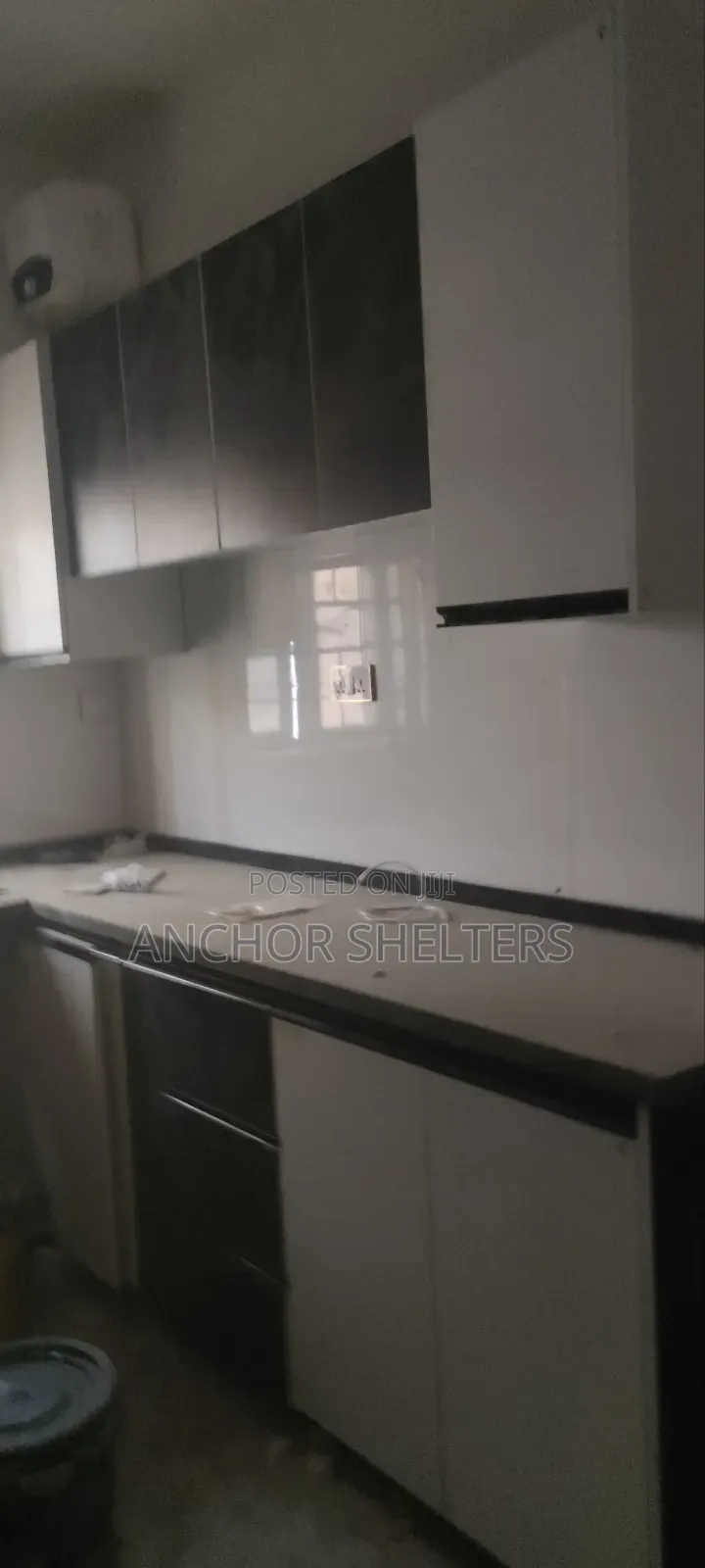 5bdrm Duplex in Behind Glory Dome for rent