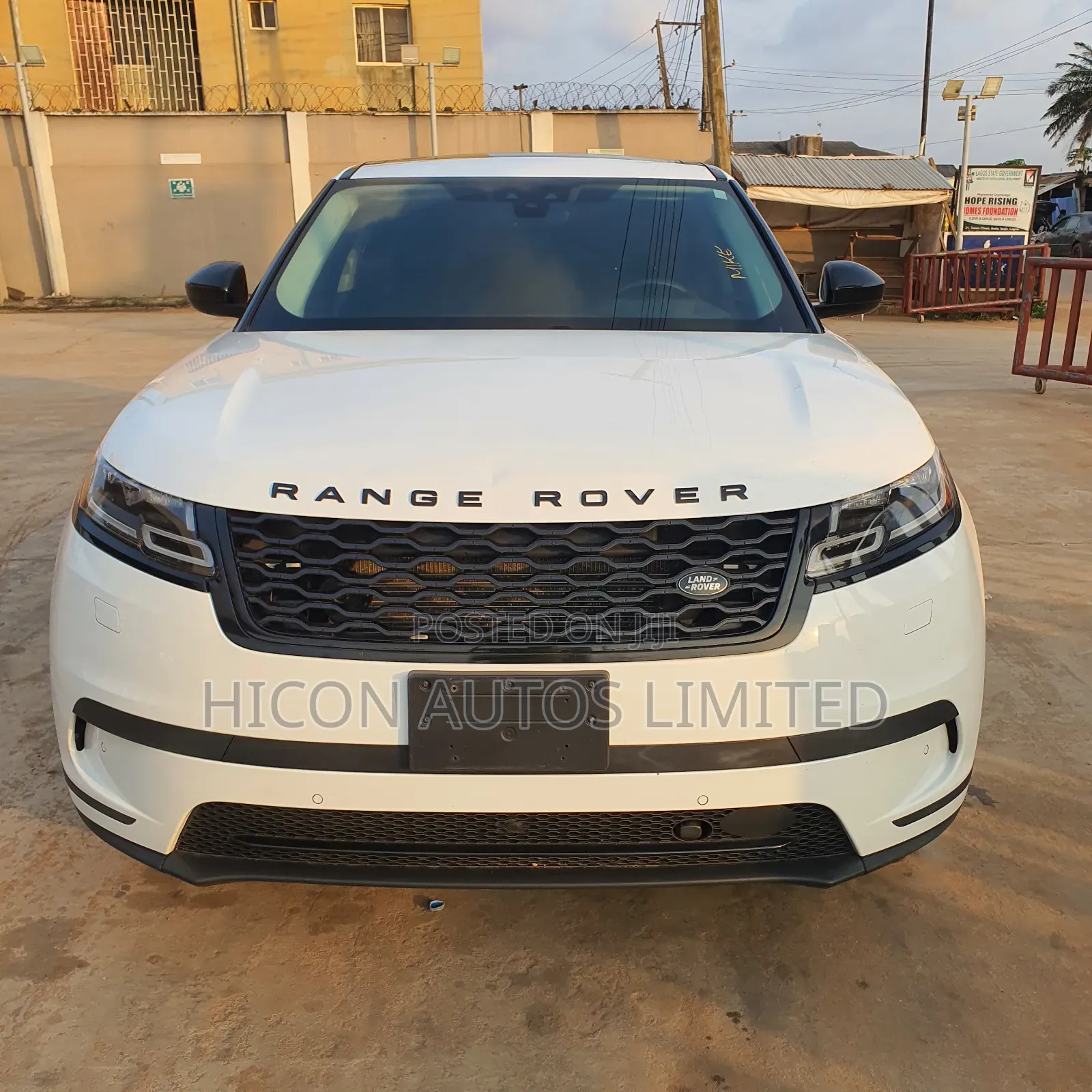 Land Rover Range Rover Velar 2023 White