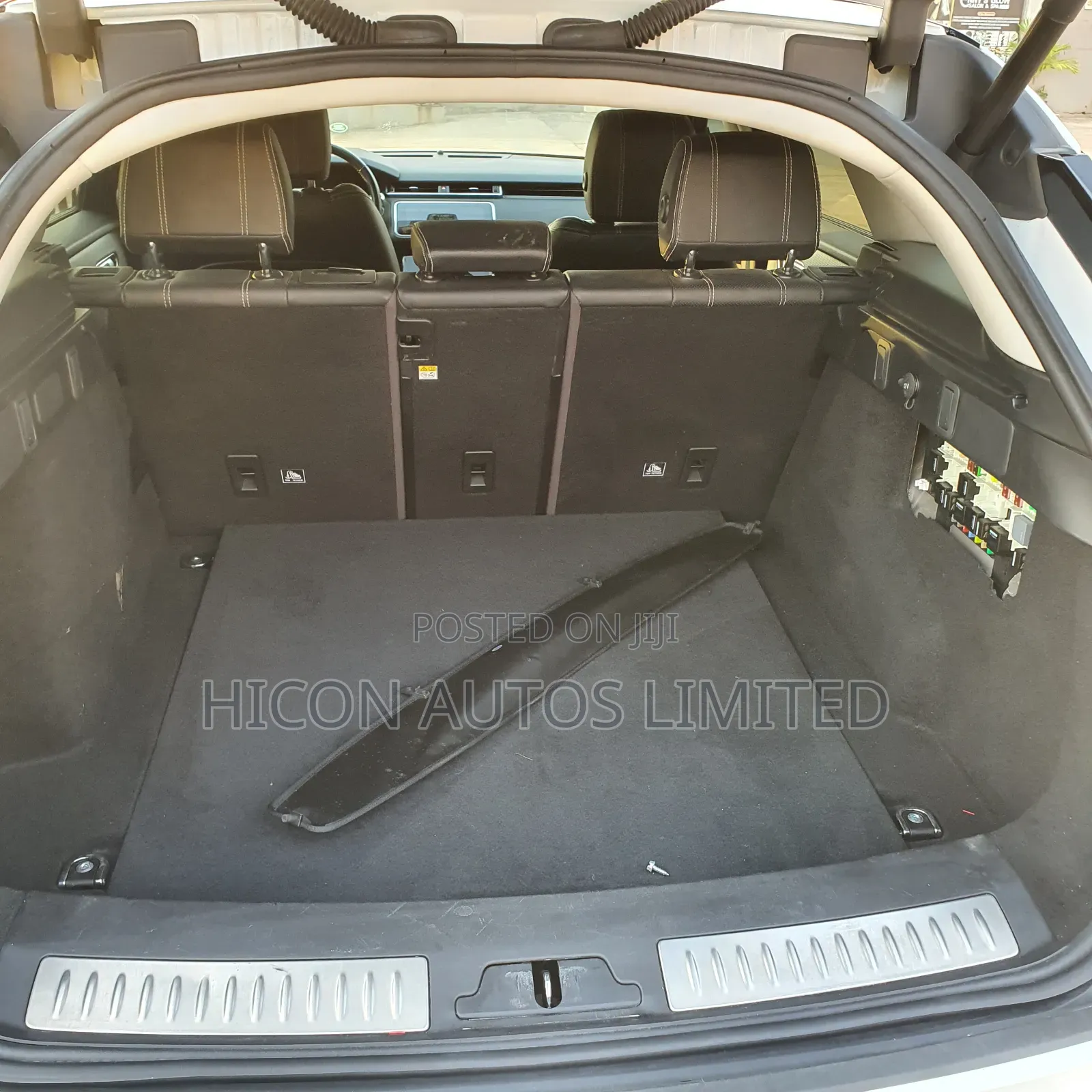Land Rover Range Rover Velar 2023 White