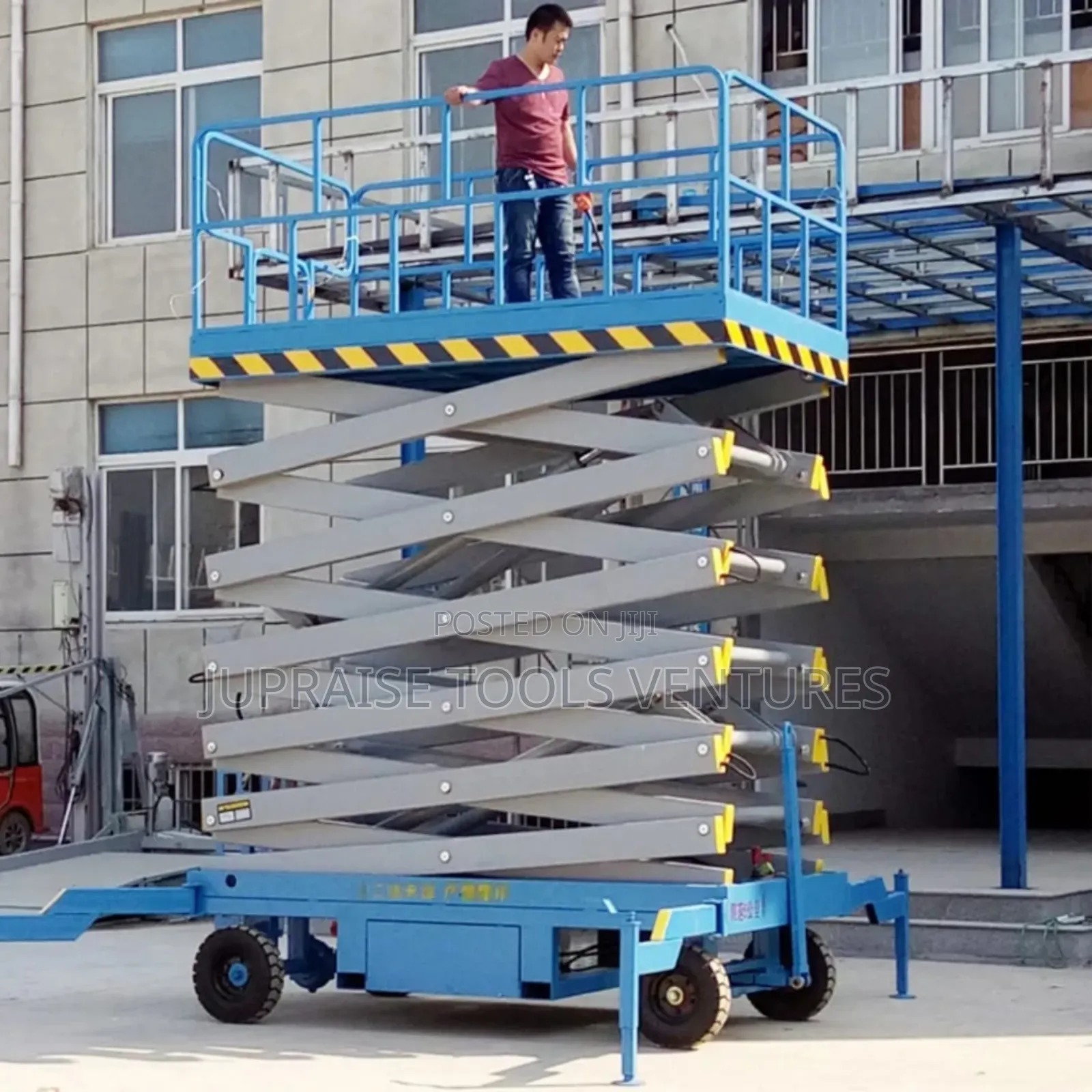 Mobile Scissors Lift 14 Metre