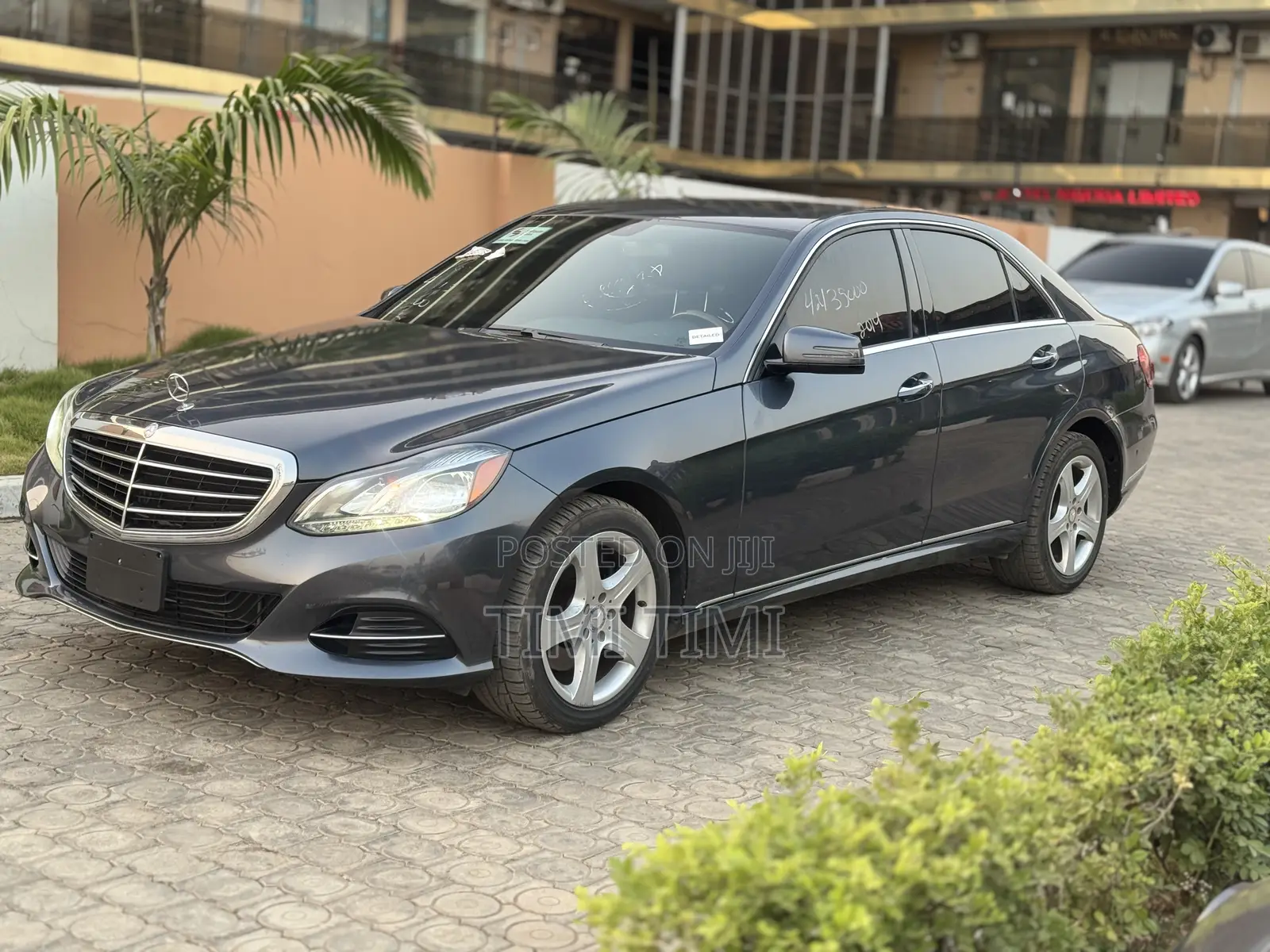 Mercedes-Benz E350 Base 4dr Sedan RWD (3.5L 6cyl 7A) 2014 Gray