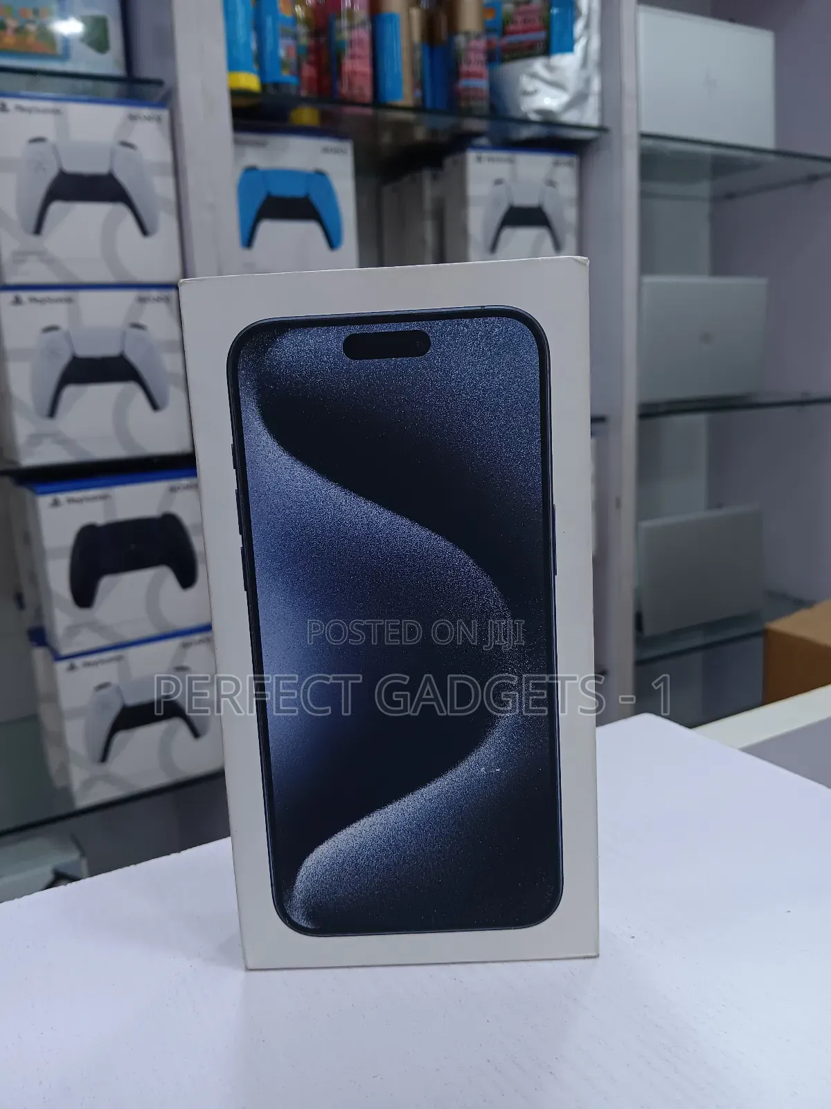 New Apple iPhone 15 Pro Max 256 GB Blue