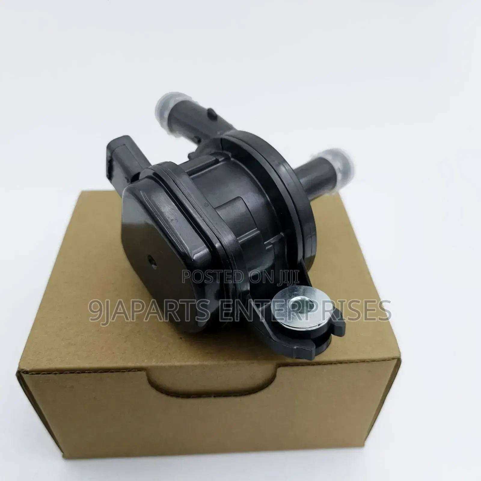 Electric Inverter Water Pump 2018-2026 Toyota Highlander Sienna Rav4