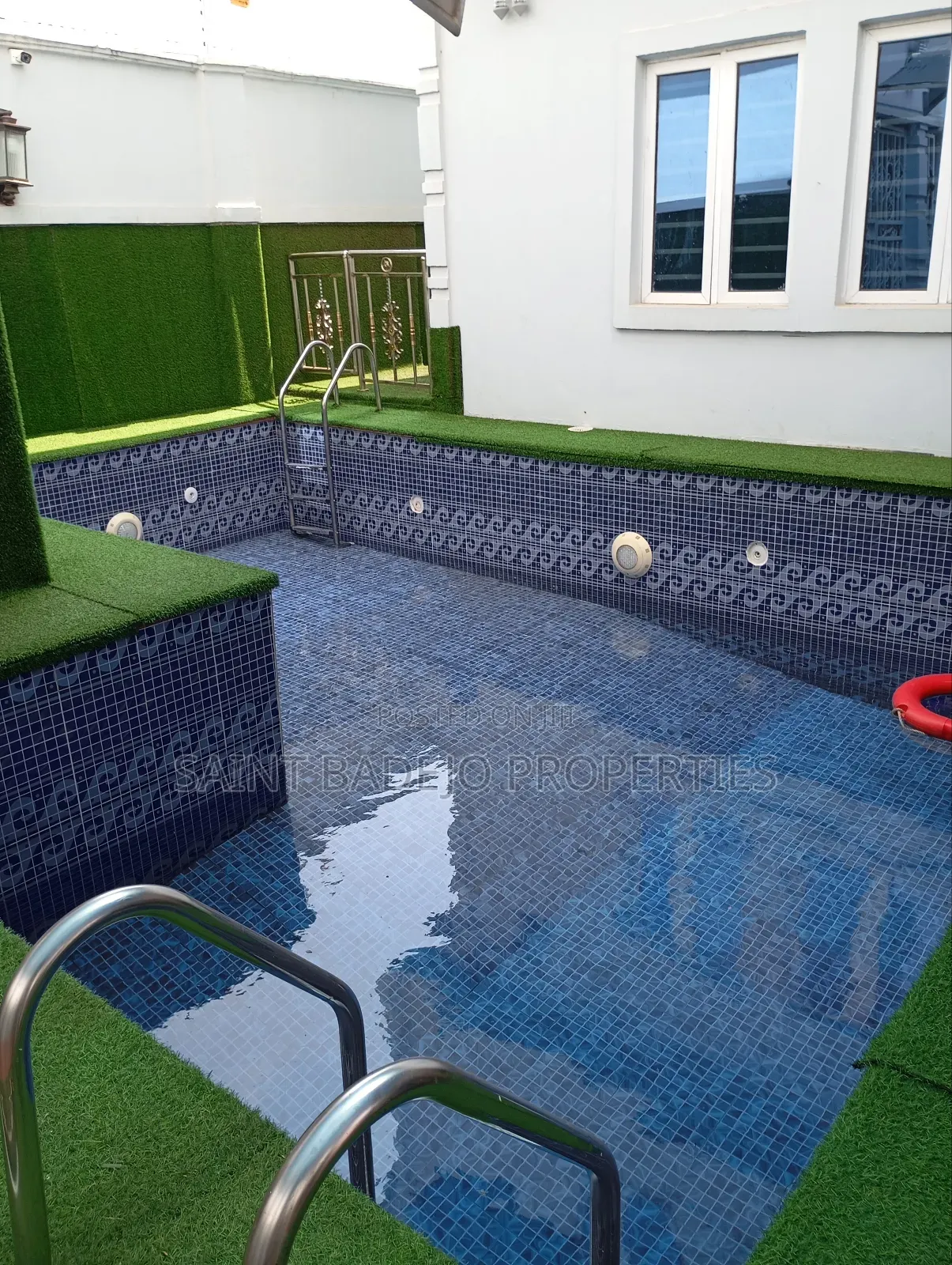 Furnished 6bdrm Duplex in Cpi Estate, Gberigbe for sale