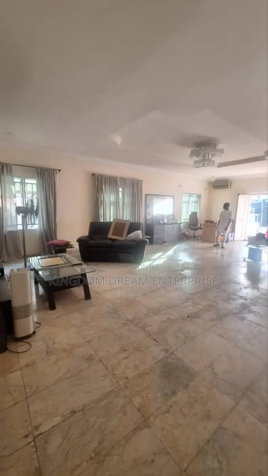 3bdrm Duplex in Lekki for rent