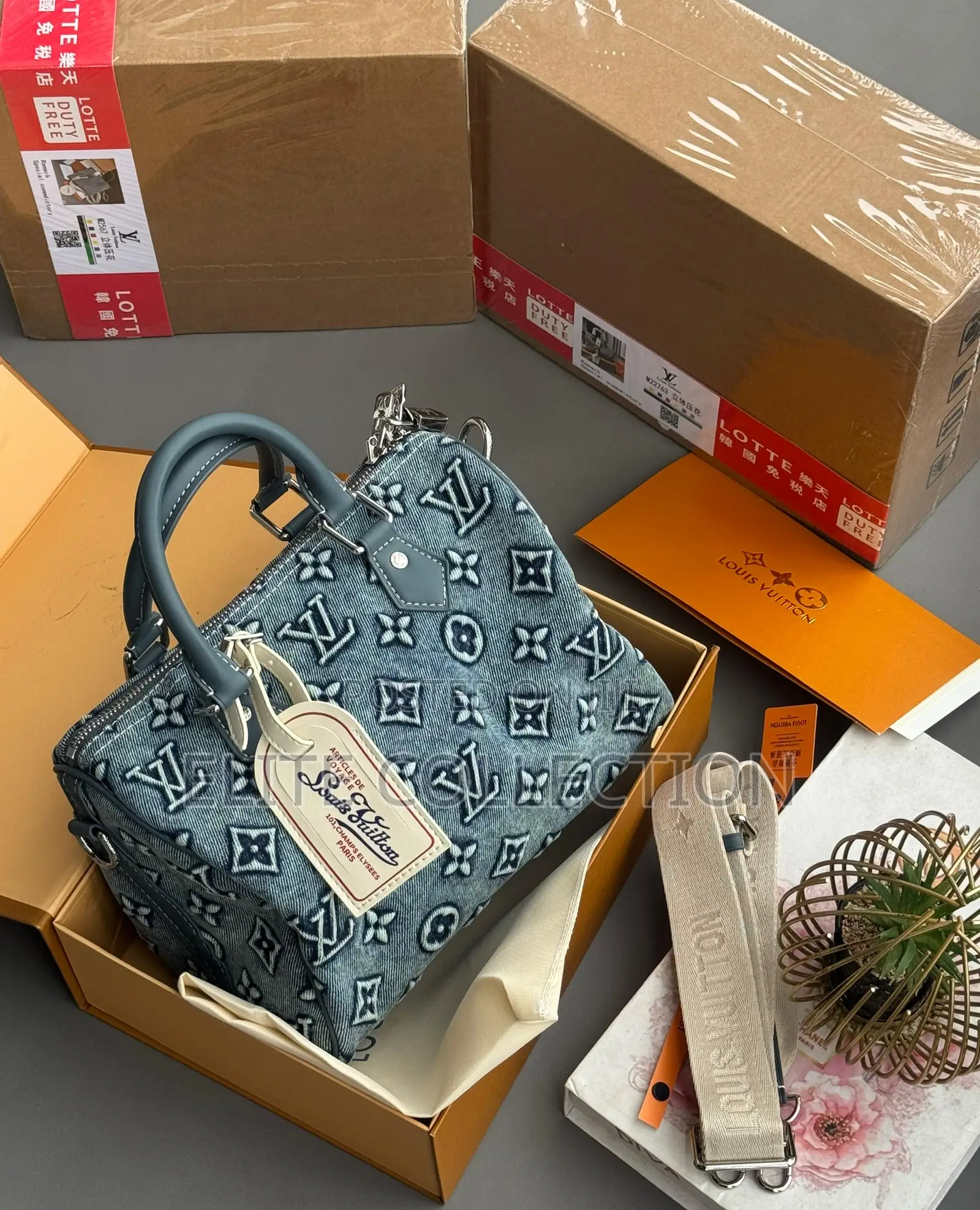 Original Louis Vuitton Luxury Bag . Top Notch Quality