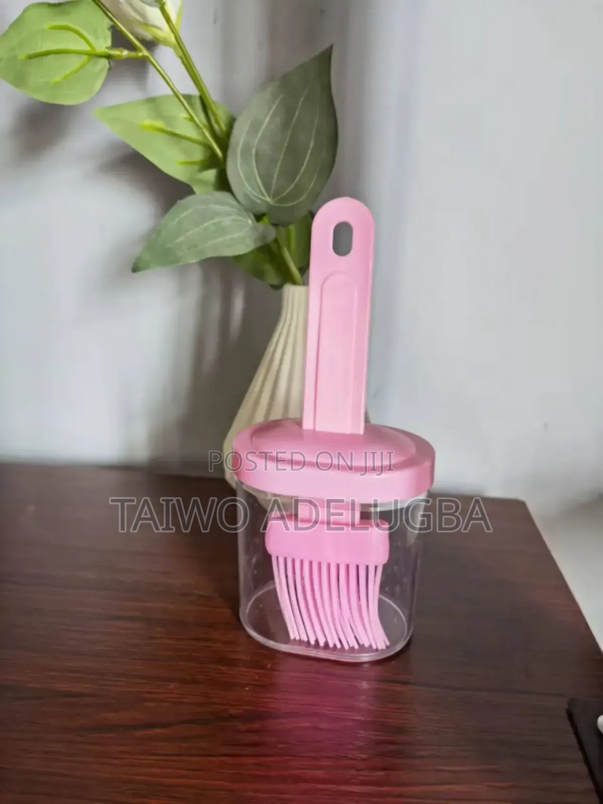 Unique Oil Brush