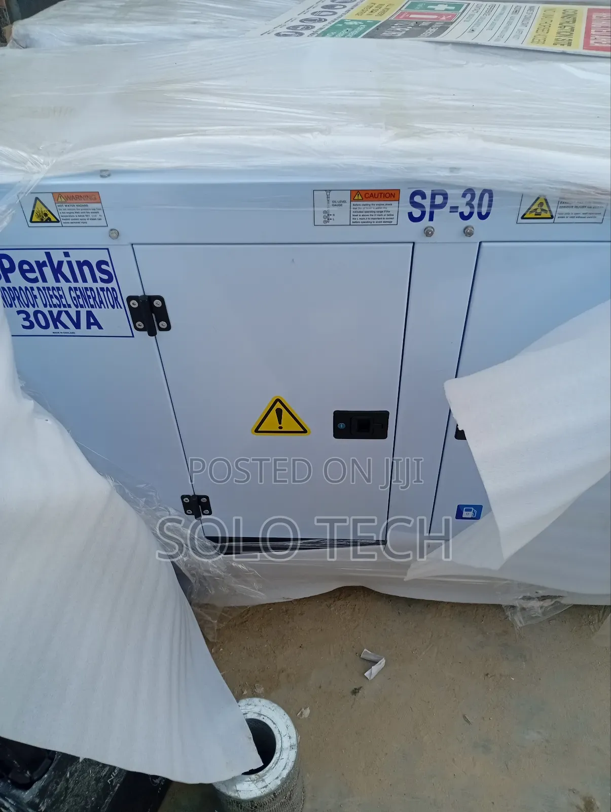 30kva Perkins Soundproof Diesel Generator 100% Copper Coil