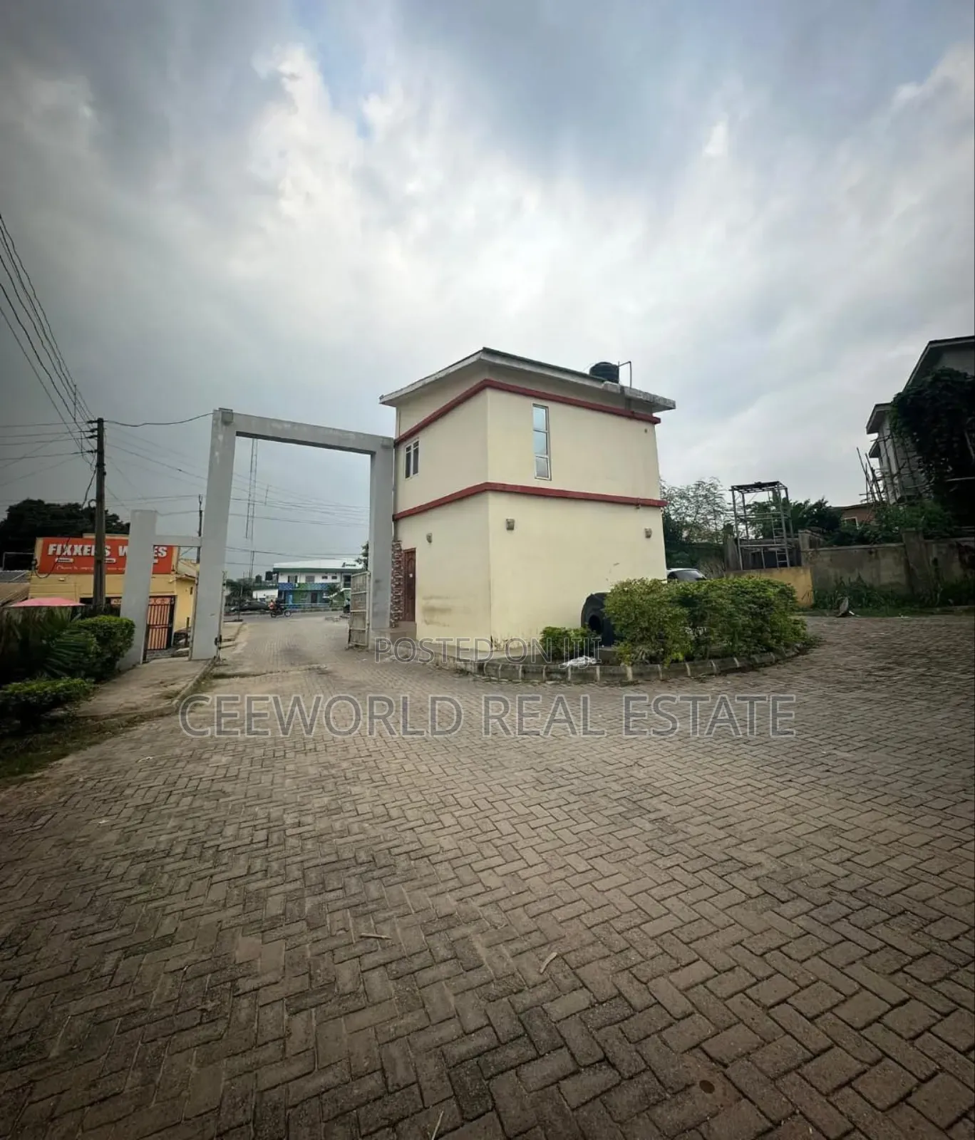 500sqm at Military Estate Jericho Gra