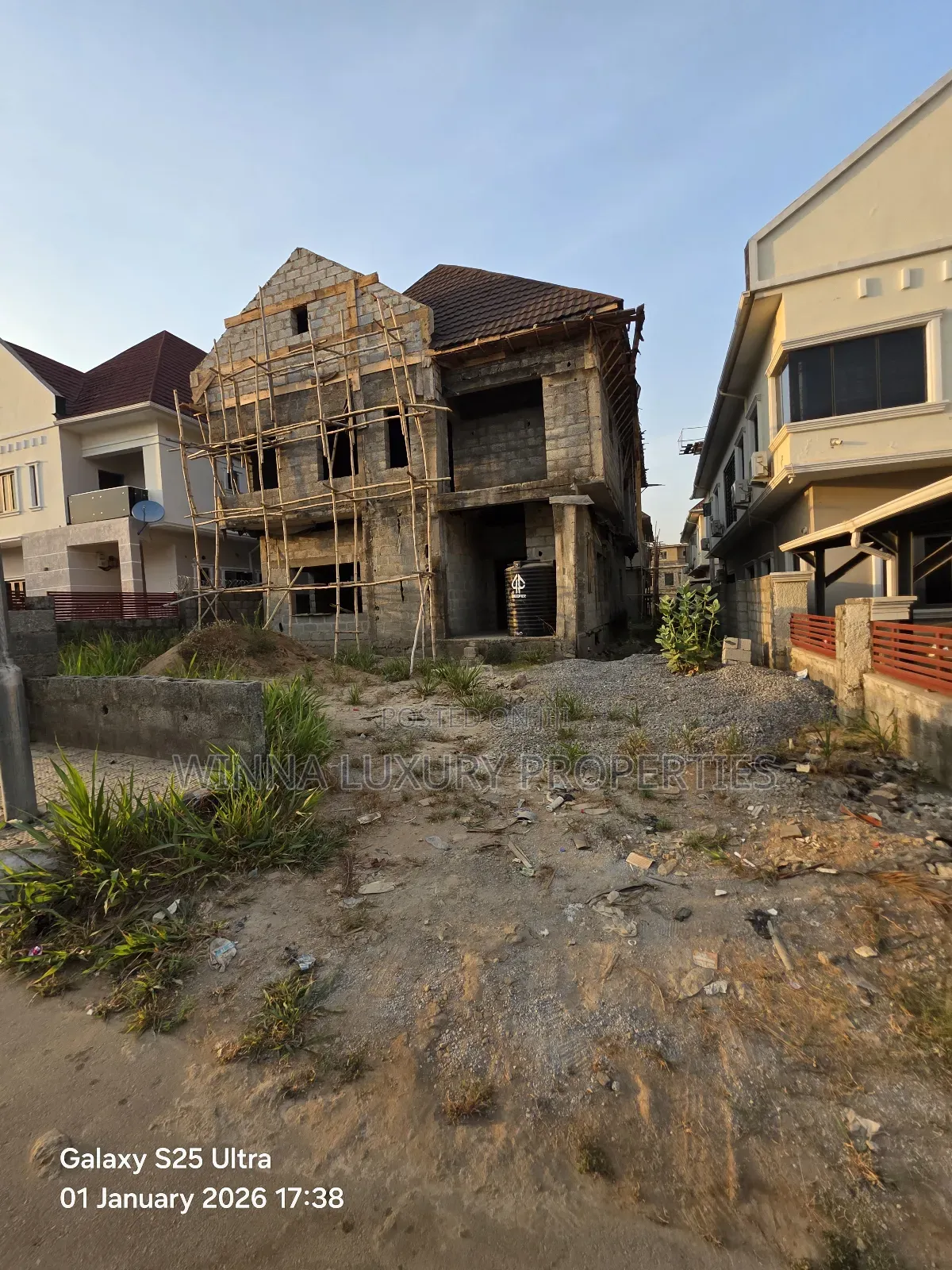 5bdrm Duplex in Trafford Villa, Lugbe District for sale