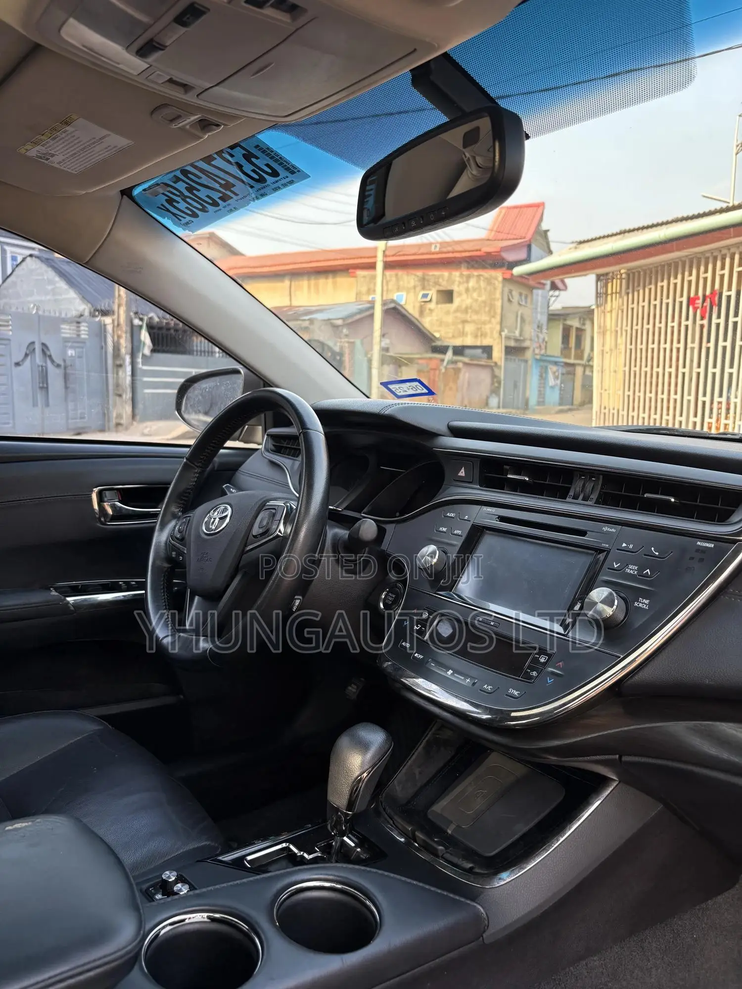 Toyota Avalon XLE Premium FWD Sedan (3.6L 6cyl 6A) 2016 Blue