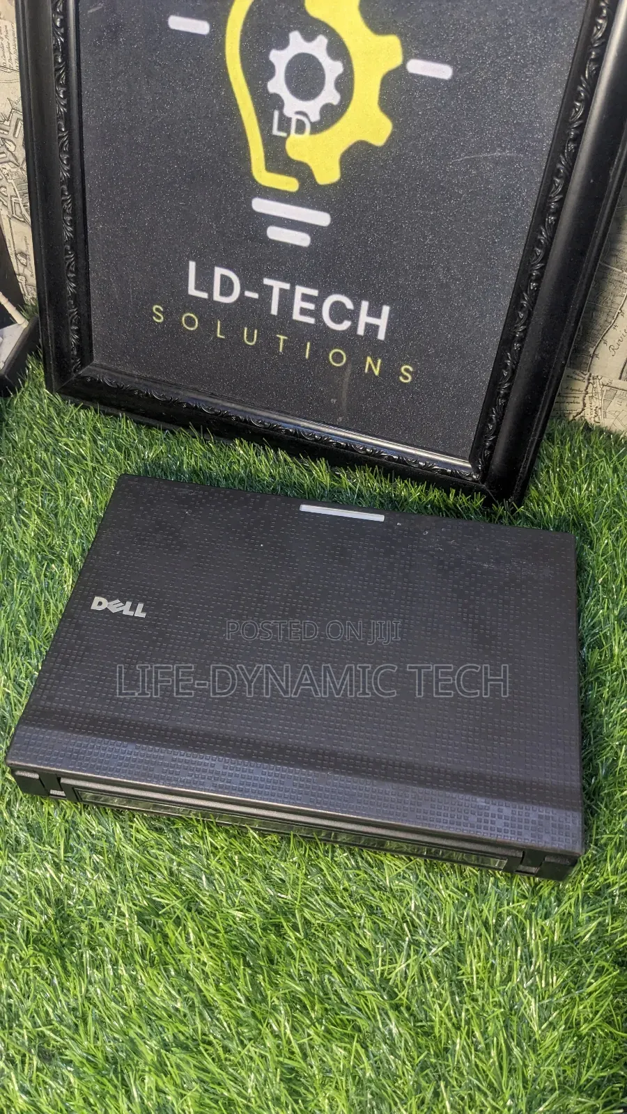 Laptop Dell Latitude 2100 2GB Intel Atom HDD 160GB