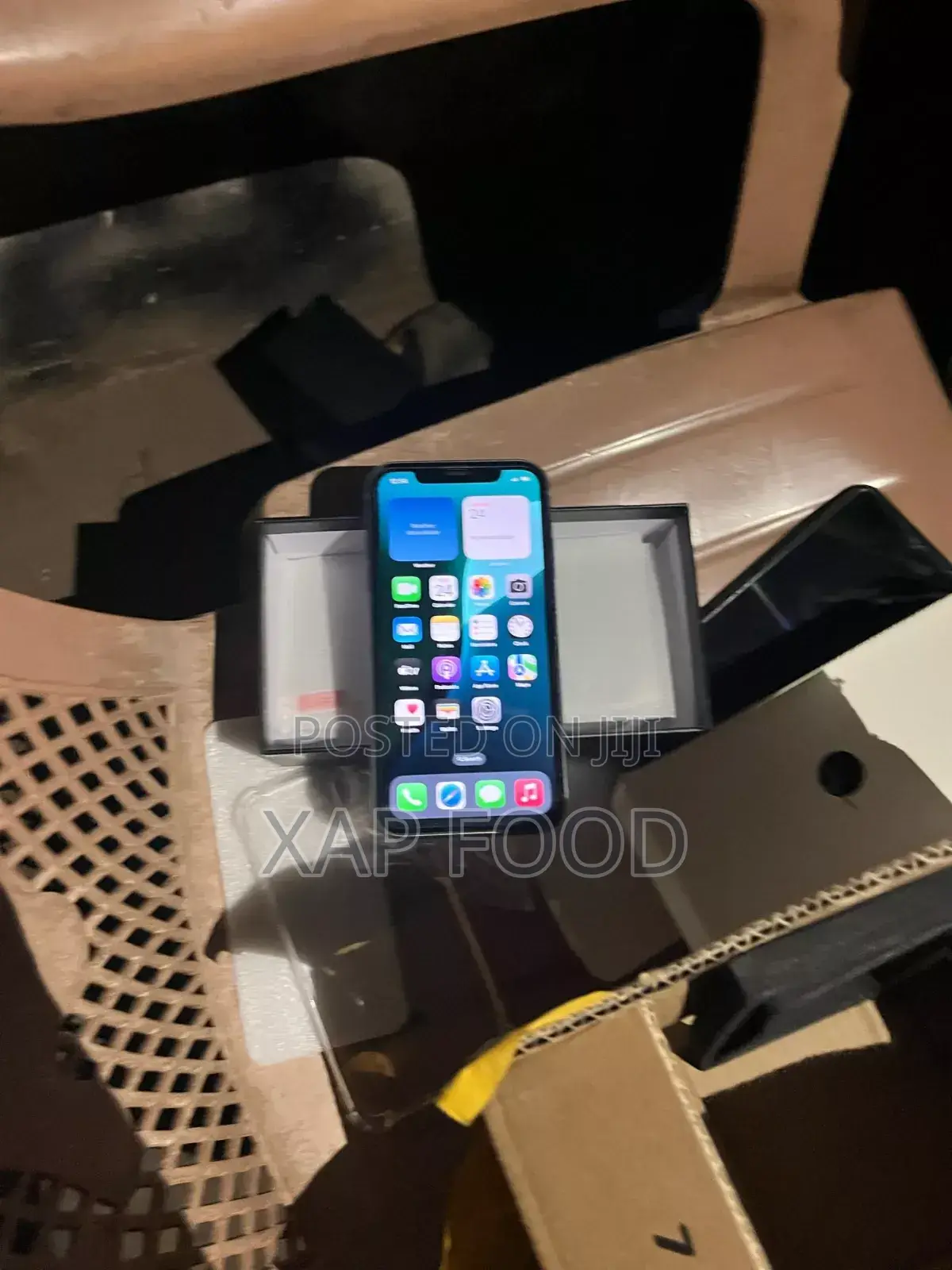 Apple iPhone 11 128 GB White