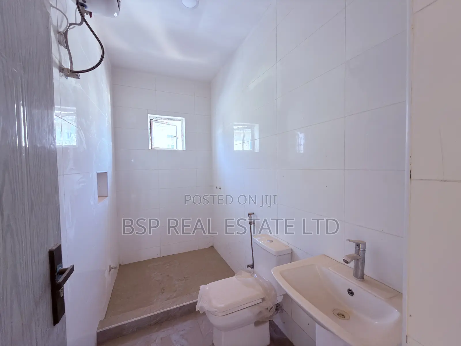 3bdrm Townhouse/Terrace in Gaduwa for sale