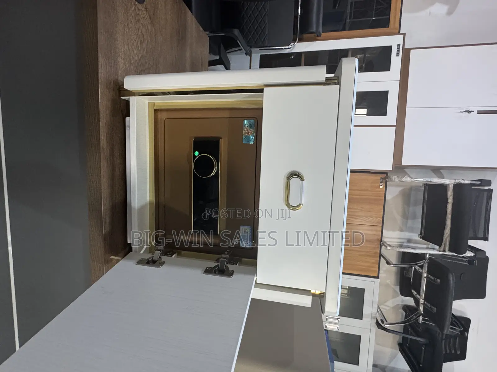 Smart Bed Side Table With Safe