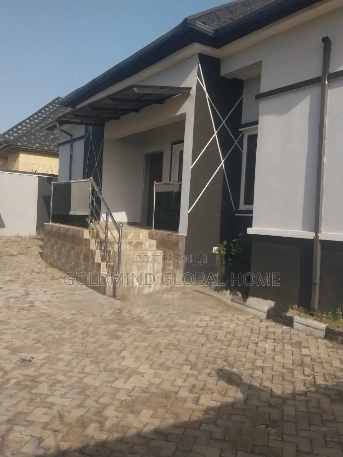 3bdrm Bungalow in Efab Verizon, Life Camp for sale