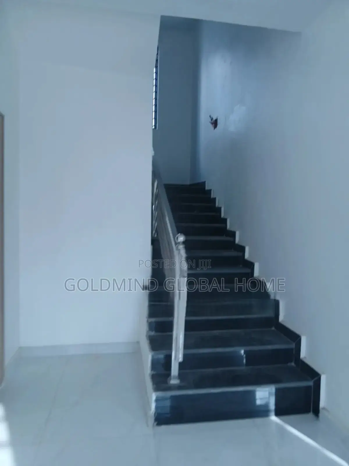 5bdrm Duplex in Gwarinpa, Life Camp for sale