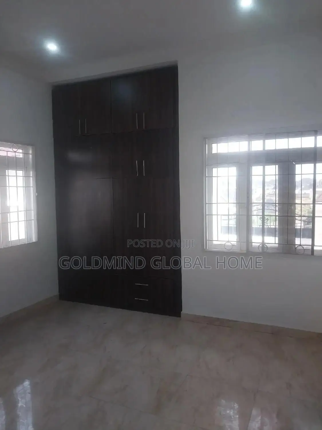 3bdrm Bungalow in Gwarinpa Extension, Life Camp for sale