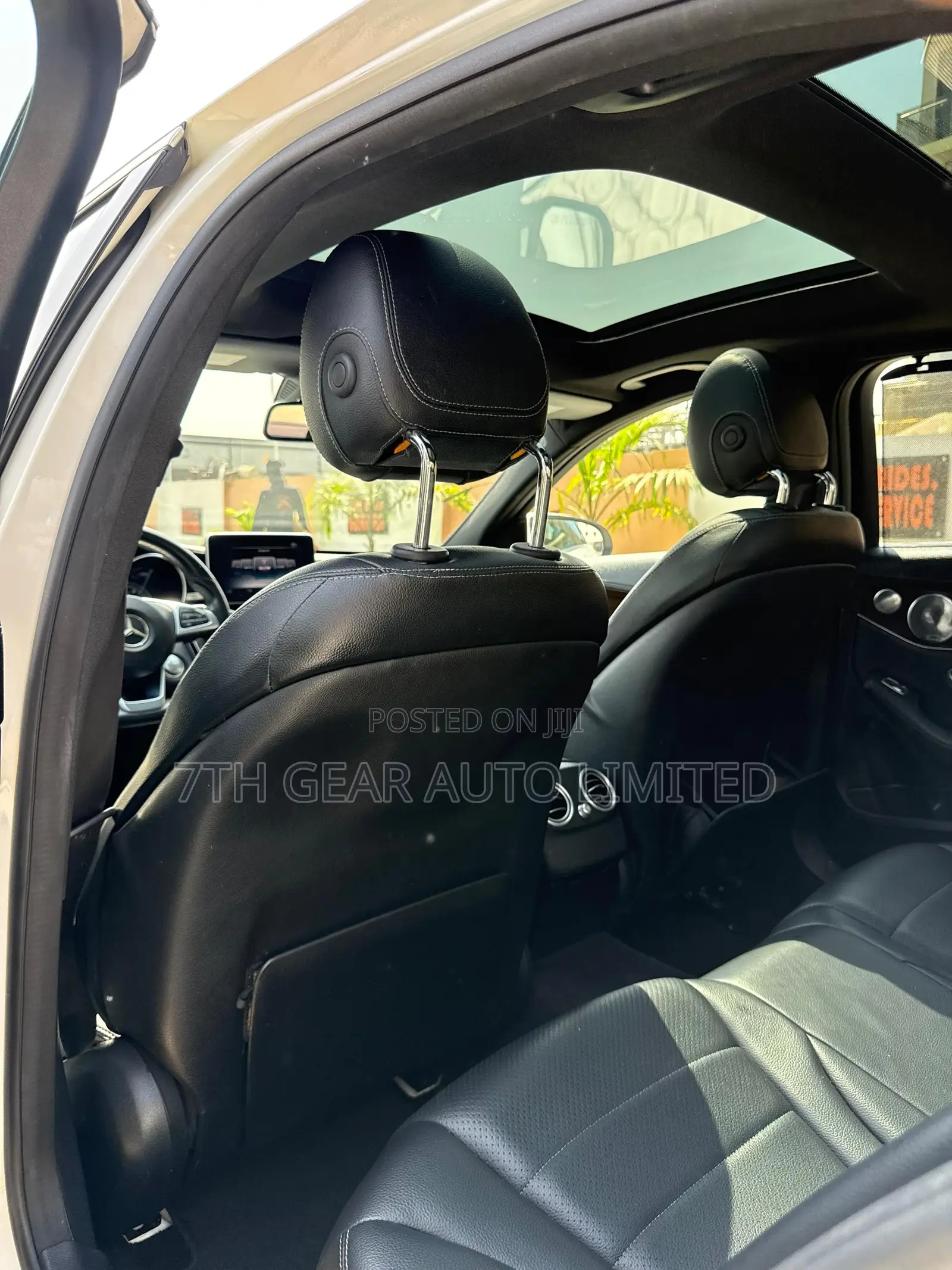 Mercedes-Benz C400 4Matic AWD Sedan (3.0L V6 7A) 2015 White