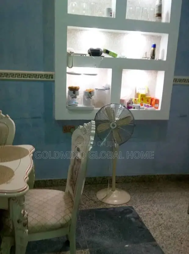 4bdrm Duplex in FHA for sale