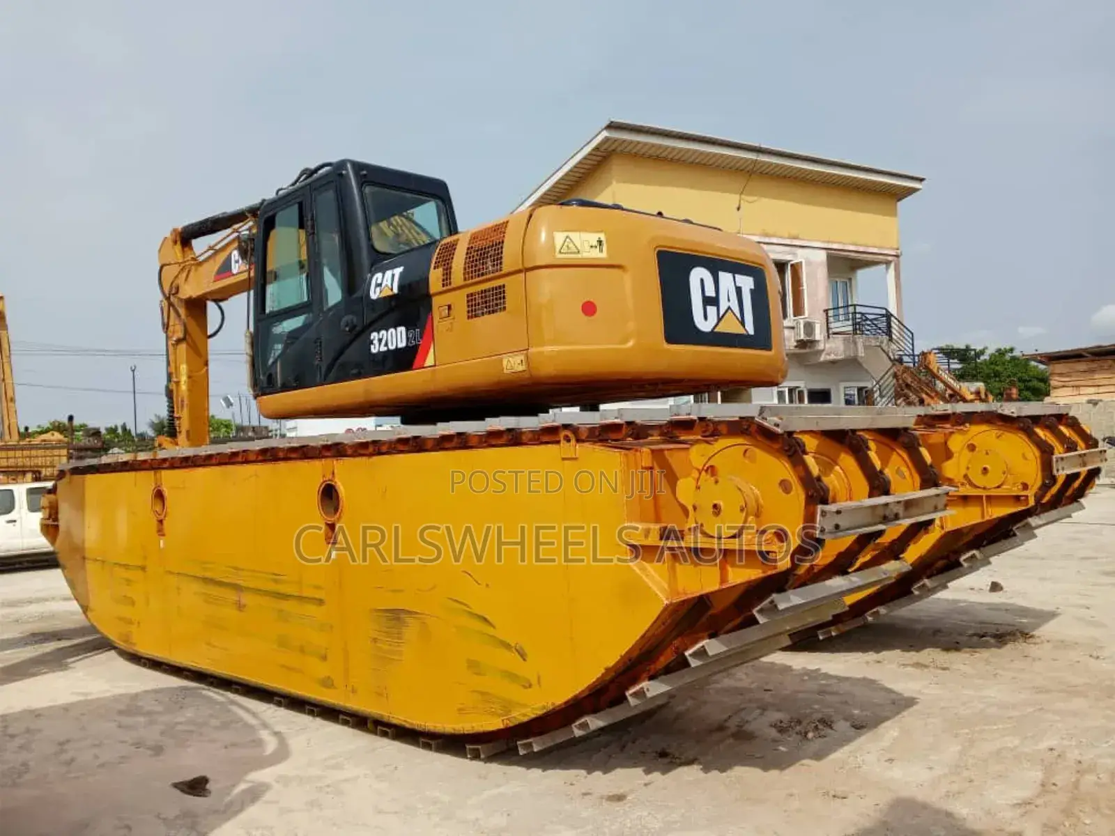 Foreign Used 320d Caterpillar Swampbuggy