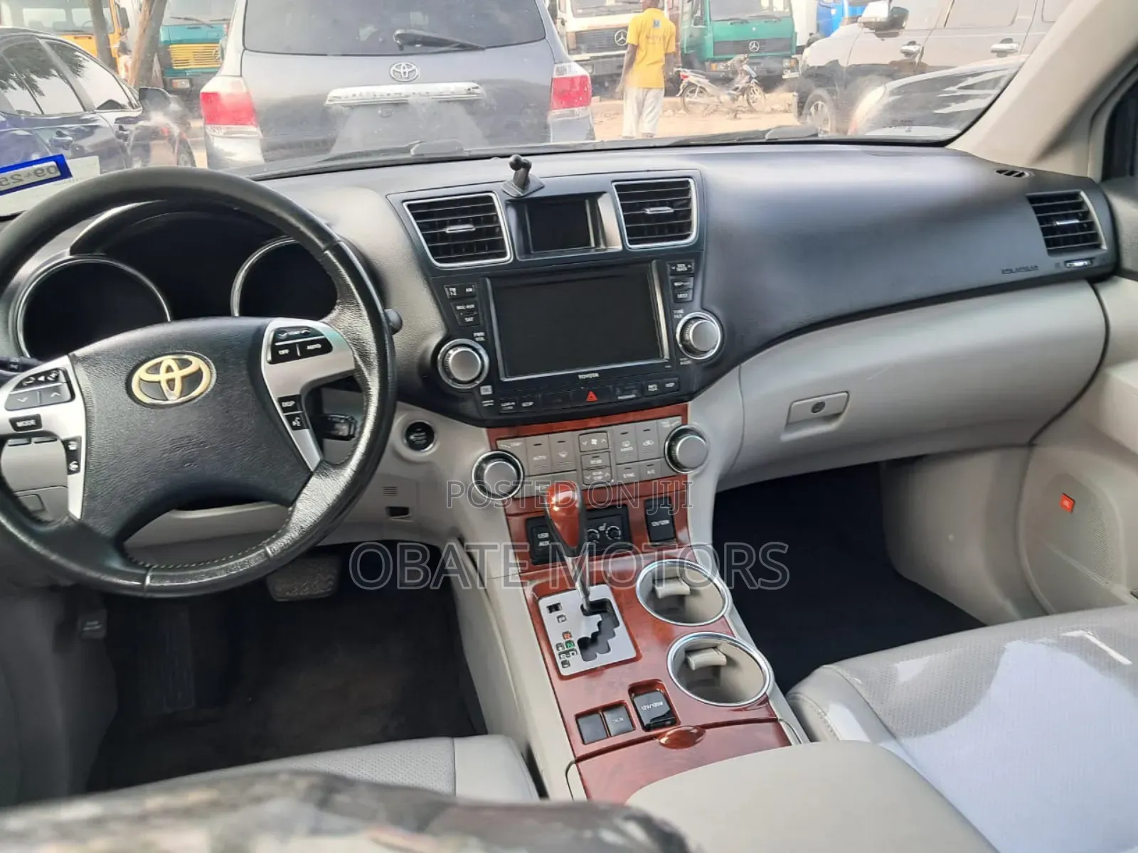 Toyota Highlander Limited 3.5L 2WD 2013 Gray