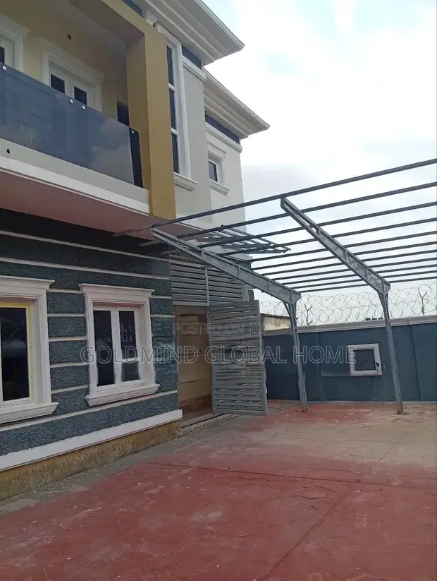 4bdrm Duplex in Lugbe for sale