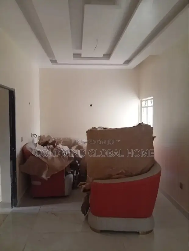 4bdrm Duplex in Lugbe for sale