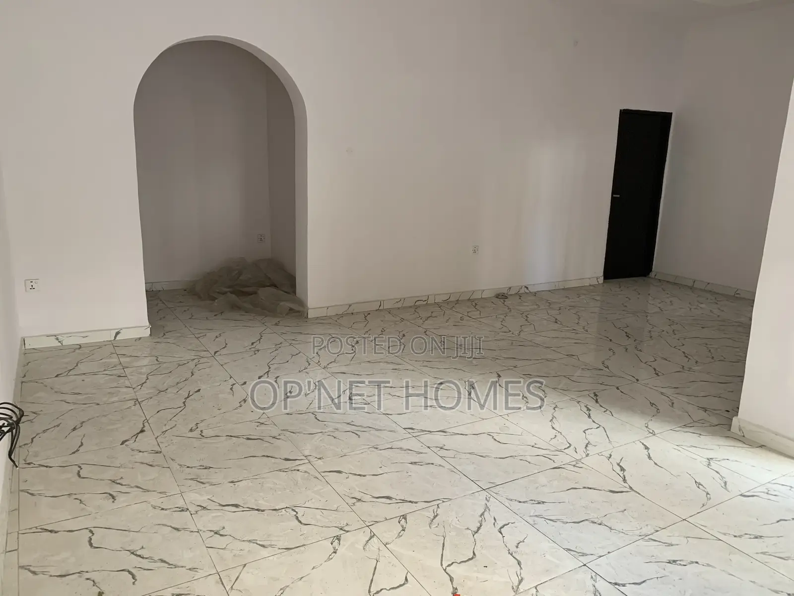 3bdrm Apartment in Bridge Gate Estate, Lekki for rent