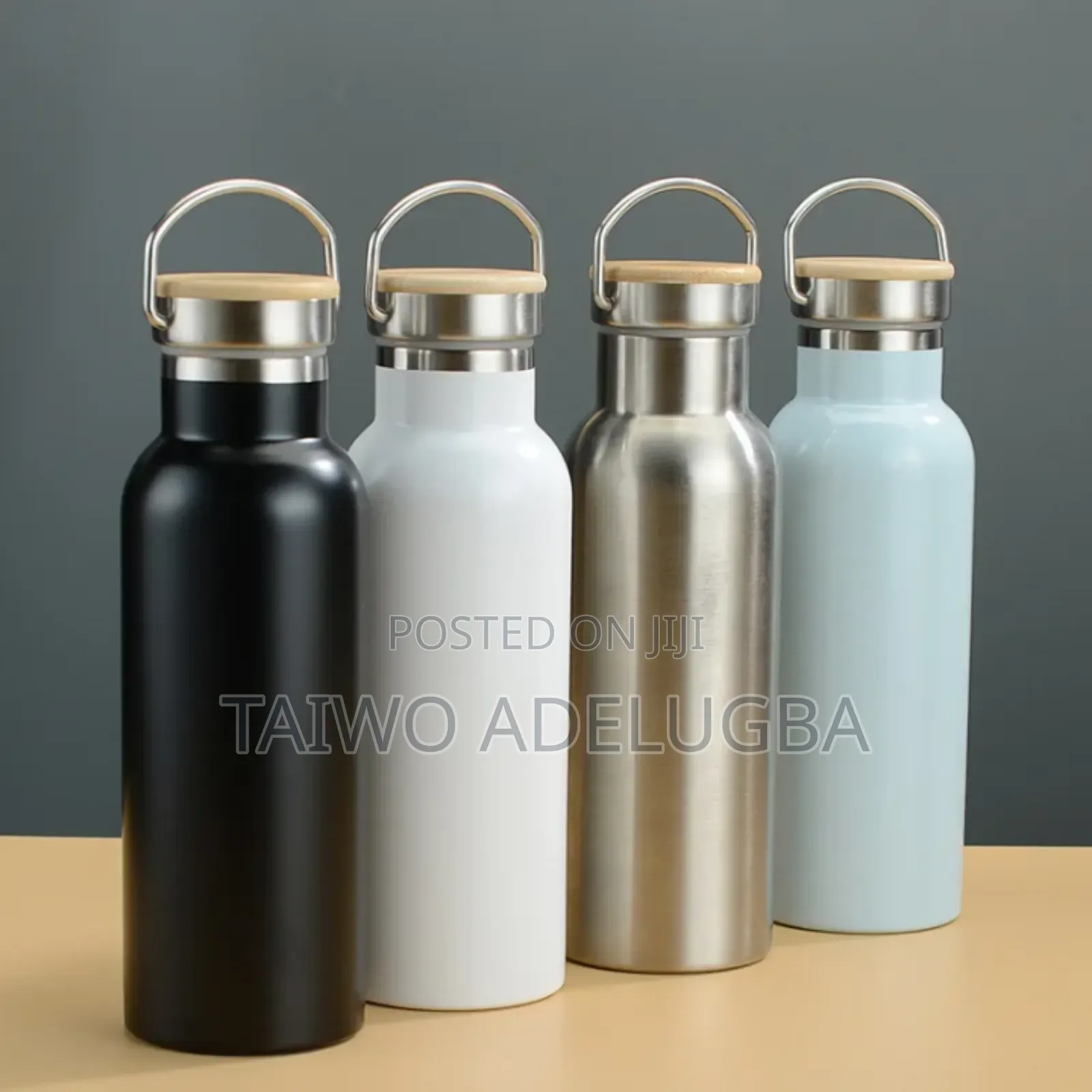 Stainless Steel Vacuum Water Bottle With Handle and Bamboo Leak Proof