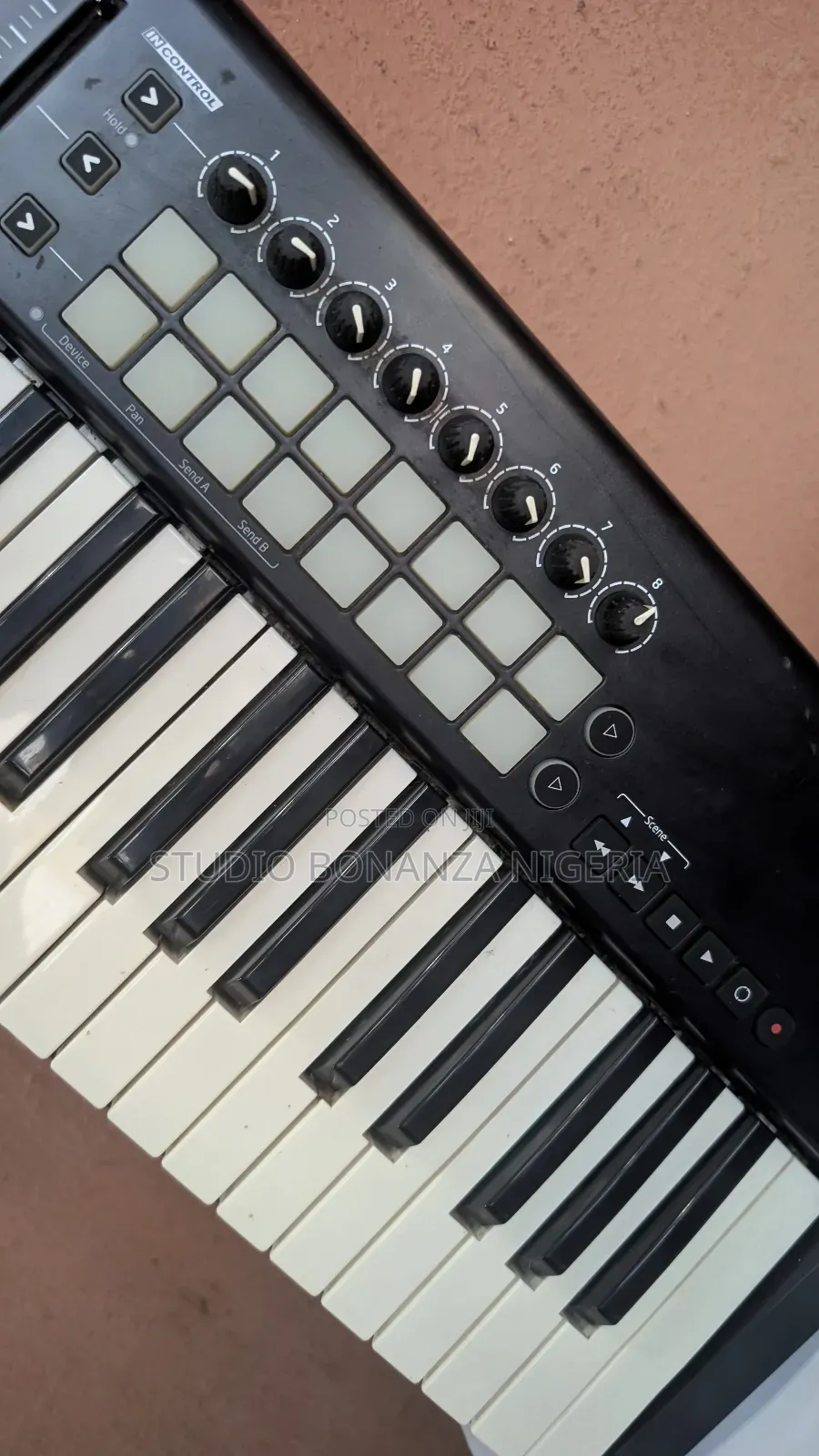 Novation Lunchkey 49 Studio Midi Keyboard