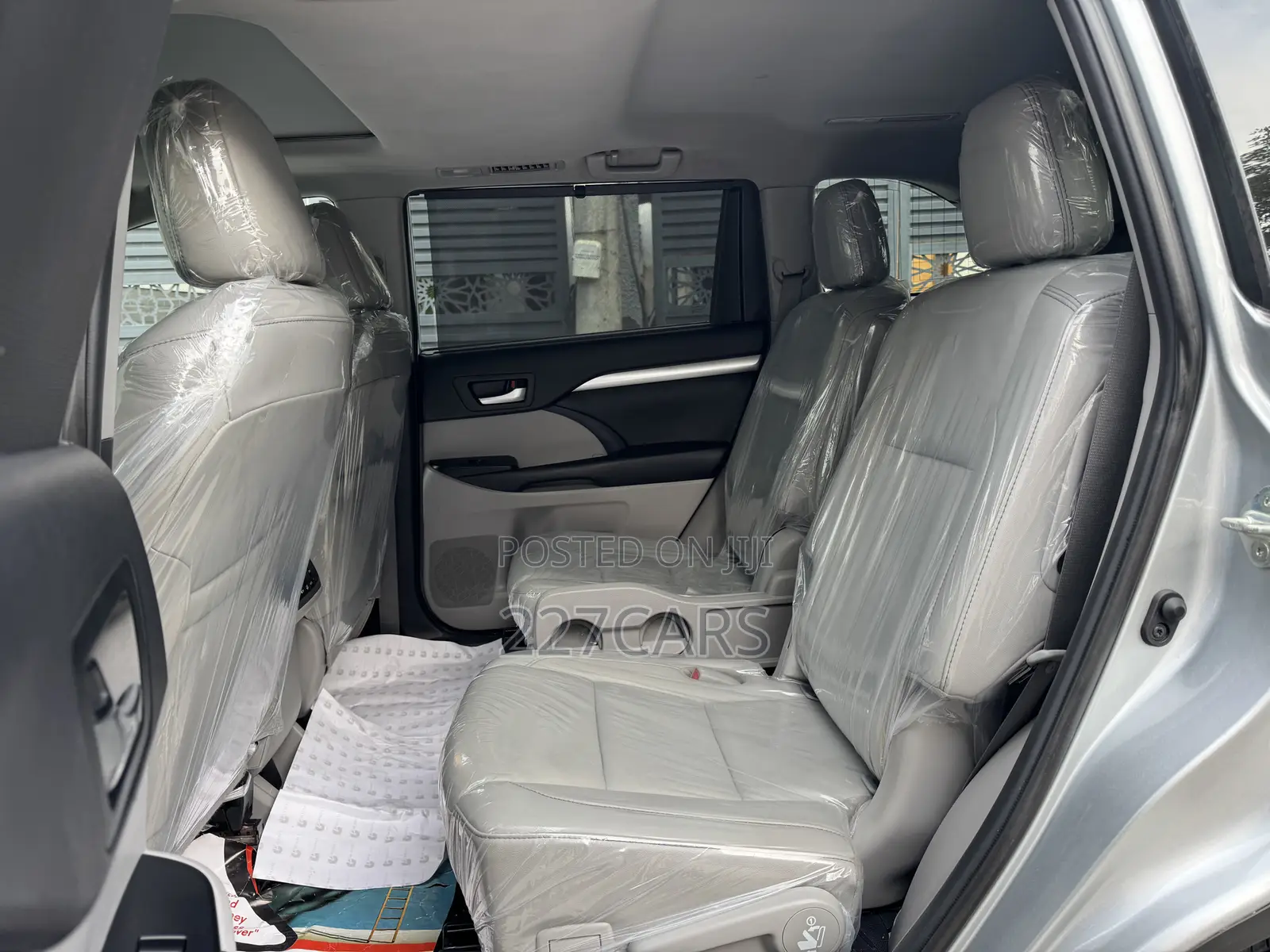 Toyota Highlander XLE 2019 Silver