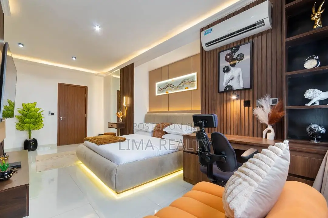 Hossy: 2 Bedroom Smart Apartment