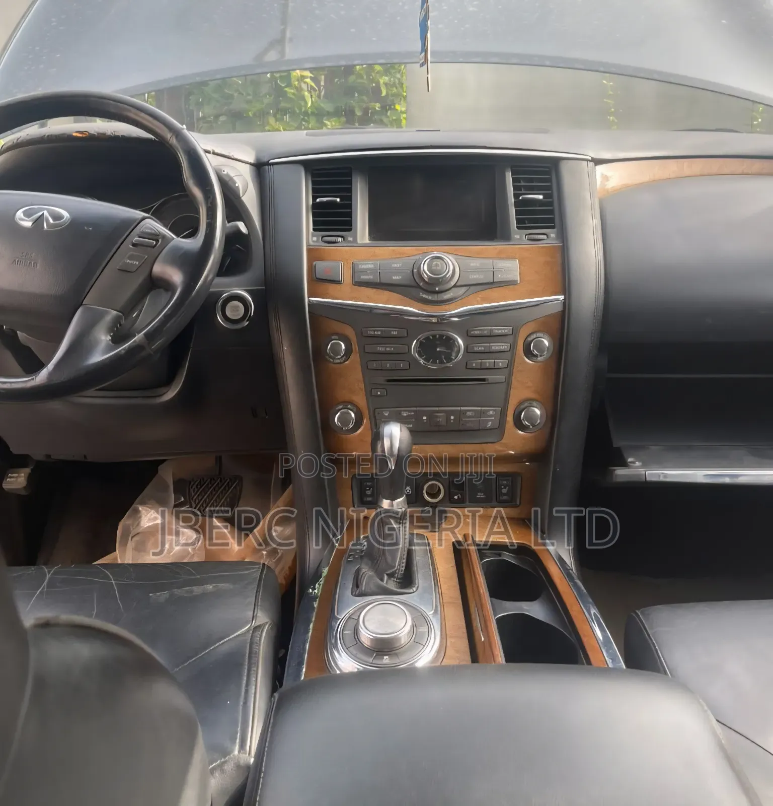 Infiniti QX56 2012 Black