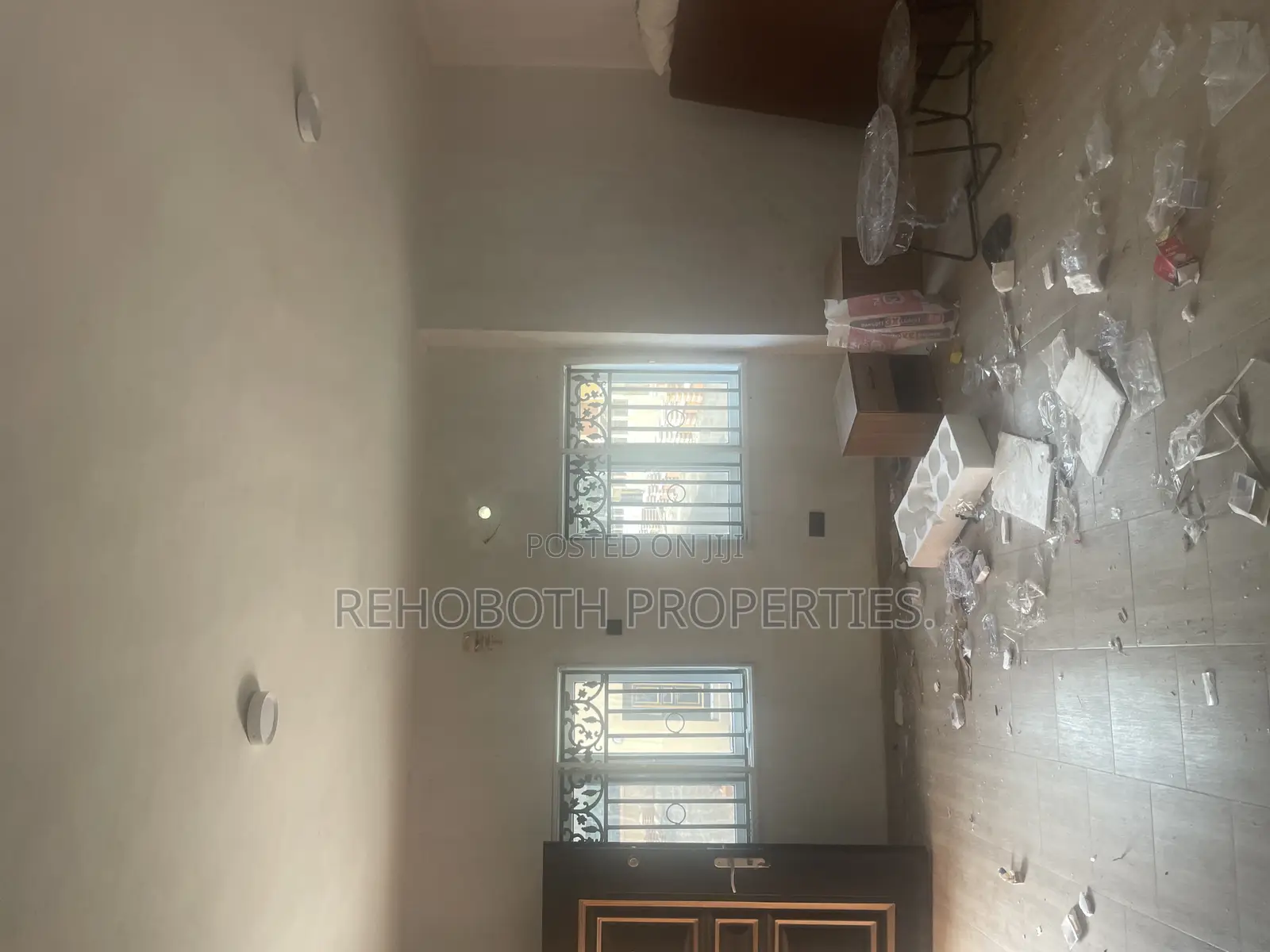 4bdrm Duplex in Jericho for rent