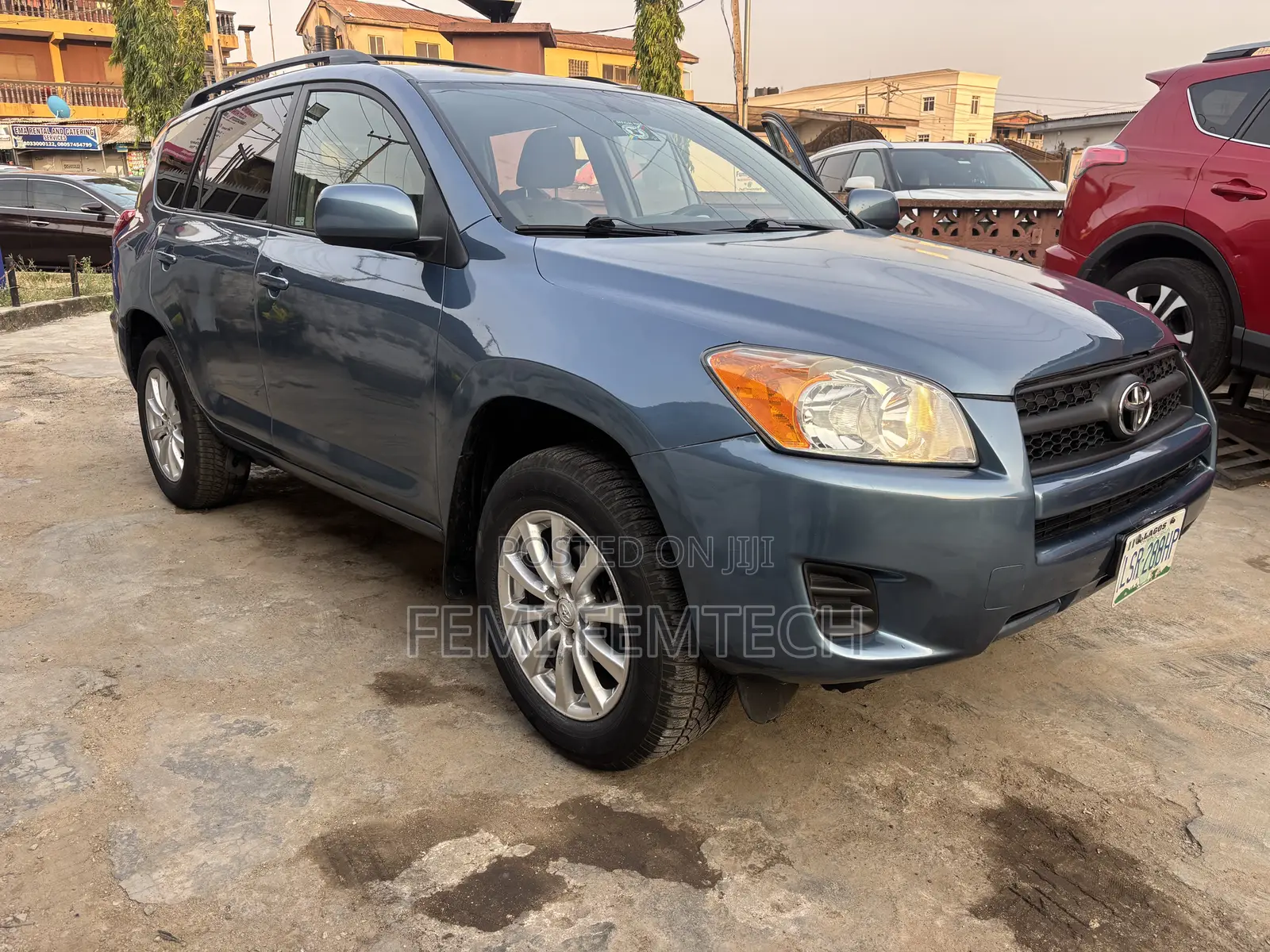 Toyota RAV4 2010 Blue