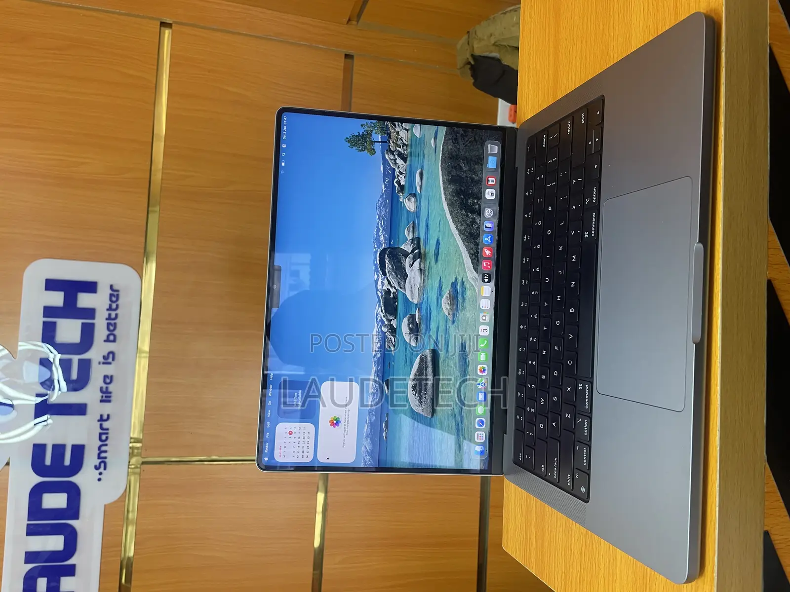 Laptop Apple MacBook Pro 2021 M1 16GB Apple M1 Pro SSD 1T